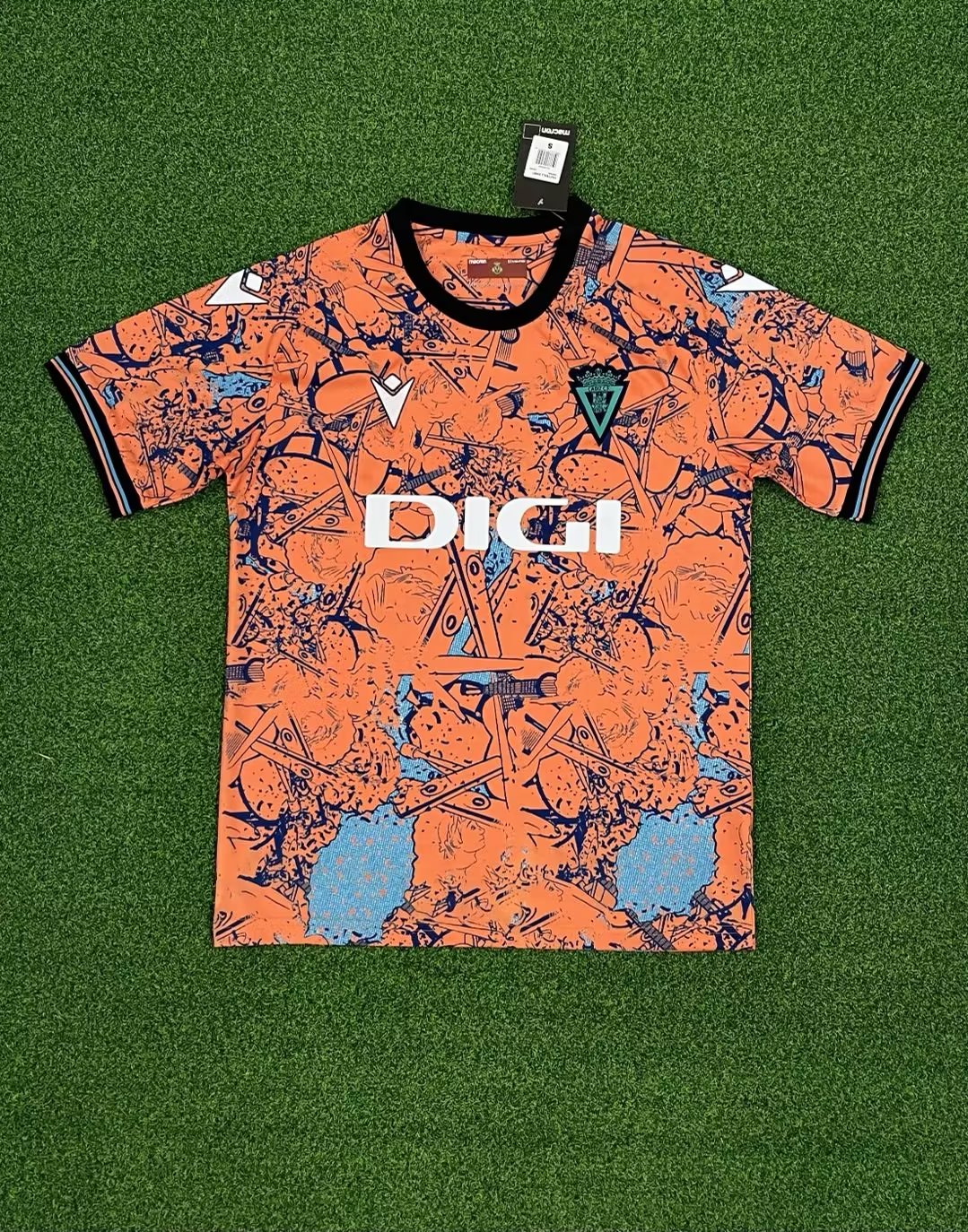 2425 Cadiz Barcelona   football jersey.Player embroidery version