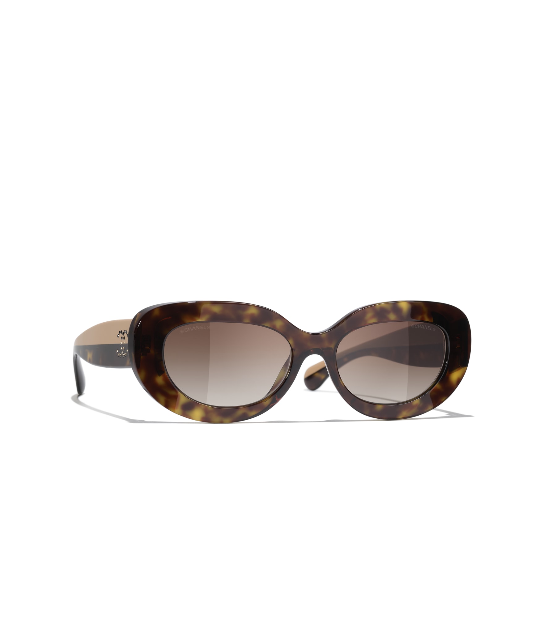 CHANEL Oval Sunglasses A71778X08101S