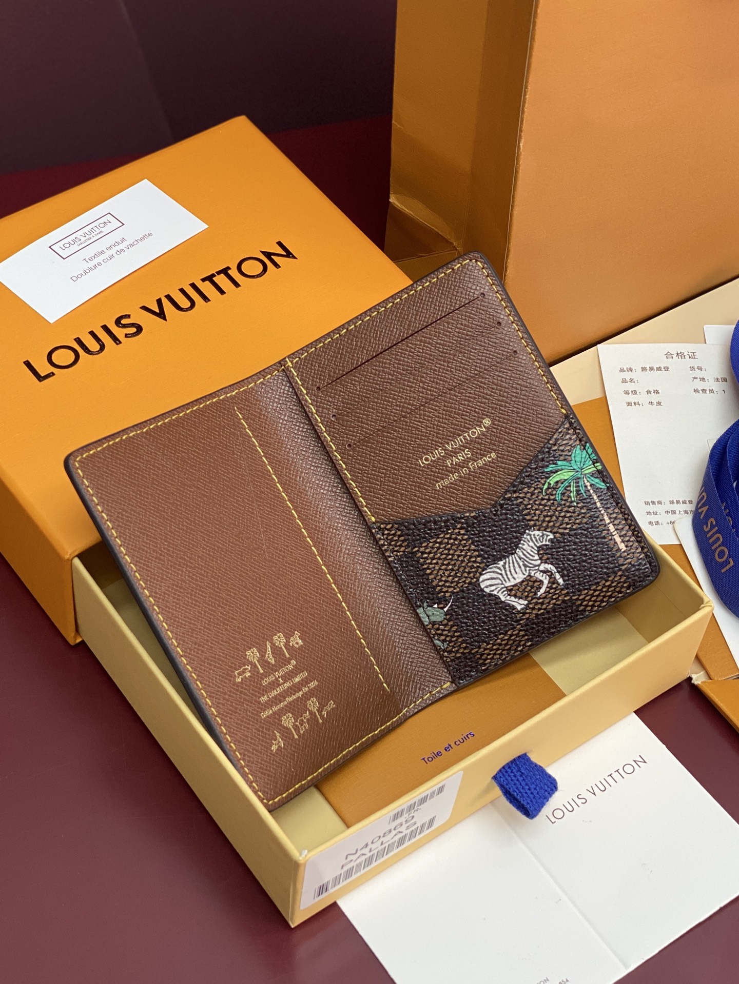 TOP Louis Vuitton LV X The Darjeeling Limited Card Holder 11.1x1x7.5cm Damier Heritage - Brown
