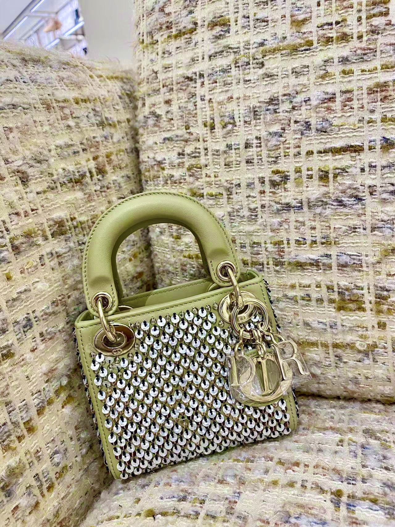 TOP Christian Dior Mini Lady Dior Embroidered Beads - Green - GHW