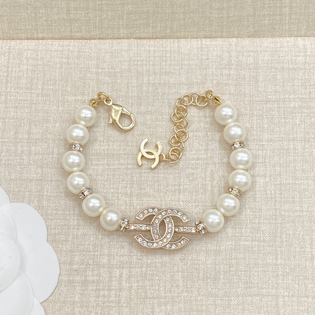 TOP CHANEL Necklace + Bracelet Set - Gold