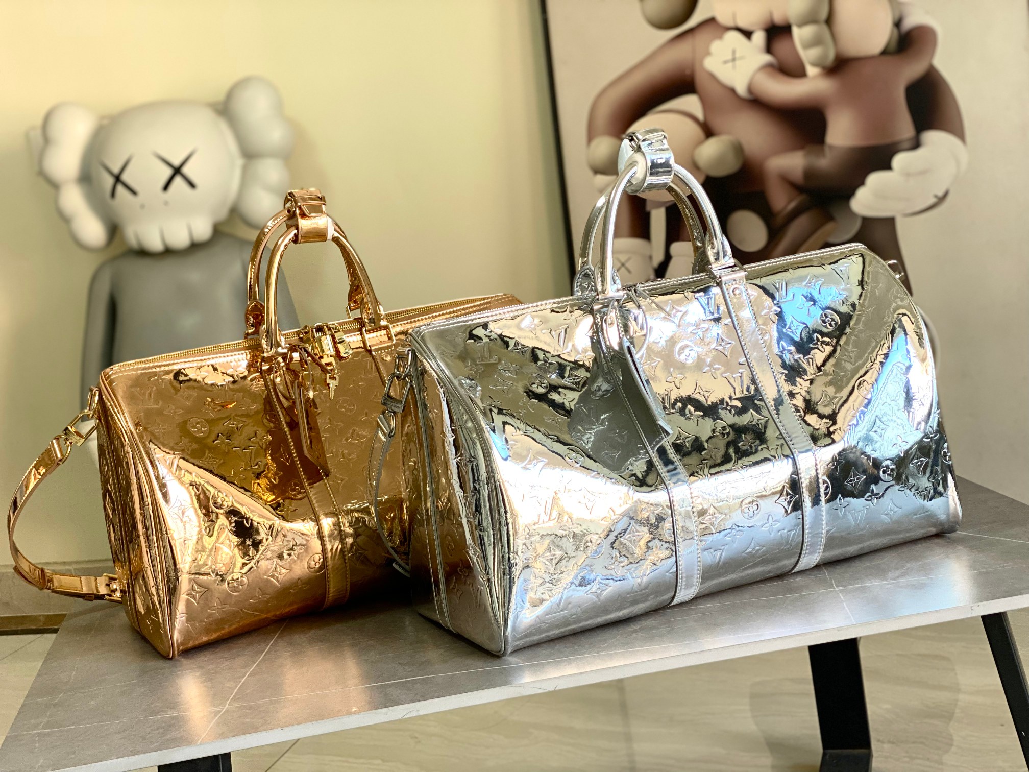 TOP Louis Vuitton LV Keepall Bandoulière 50 Bag 50x29x23cm - 2 Color