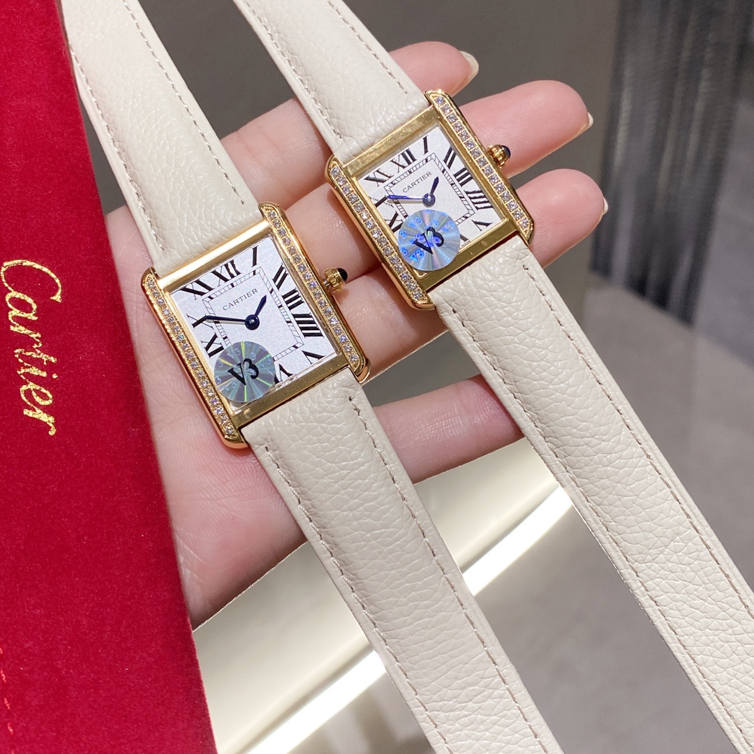 TOP Cartier TankSolo Watches  - White