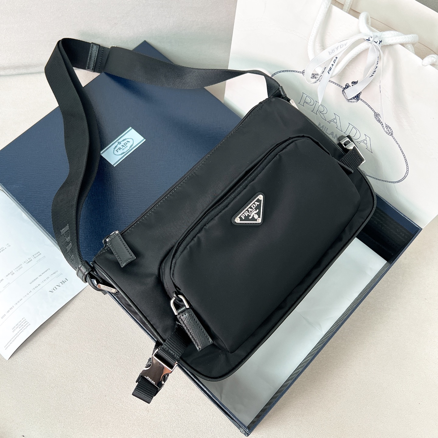 TOP PRADA Shoulder Bag Re-Nylon 28x17.5x10cm/35x22x12cm - Black