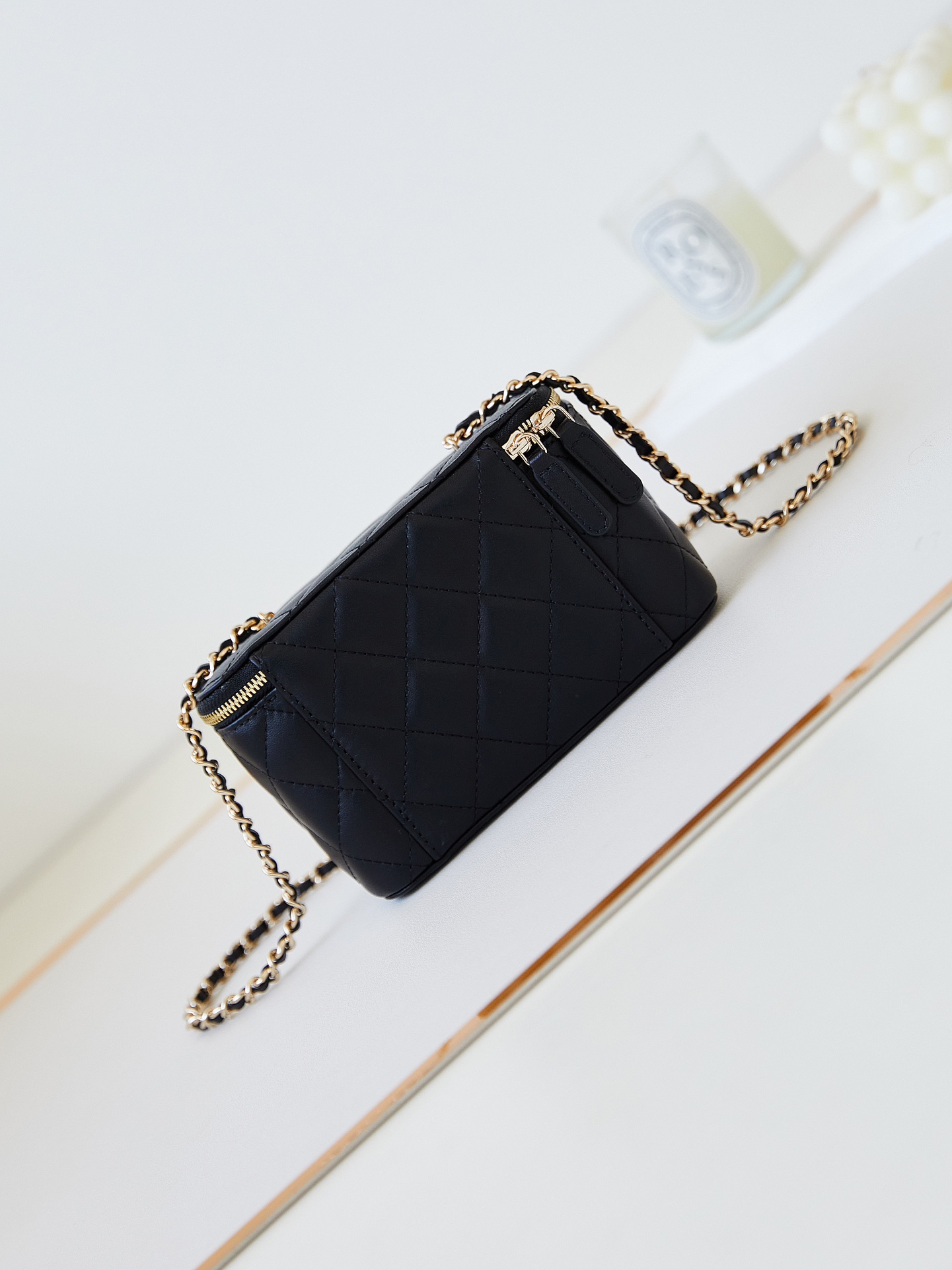 TOP CHANEL Small Badge Element 24c Box Bags 9.5×17×8cm - Black/Pink/White