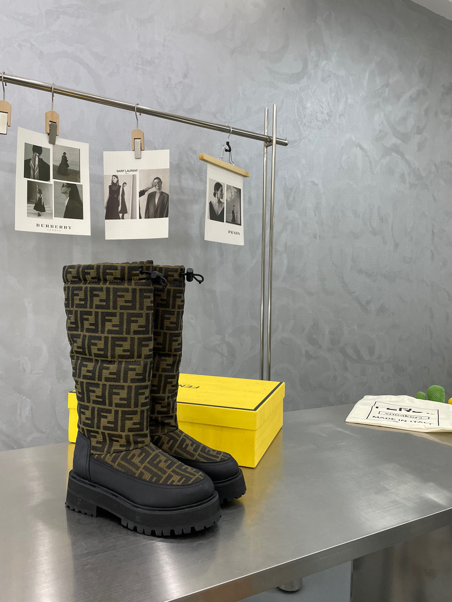 TOP FENDI Monogram Quilted Boots