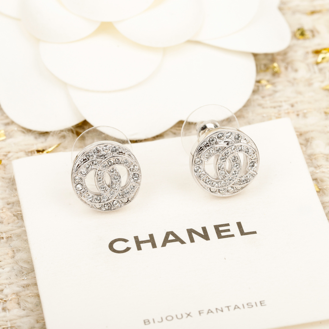 TOP CHANEL CC Earrings - Sliver