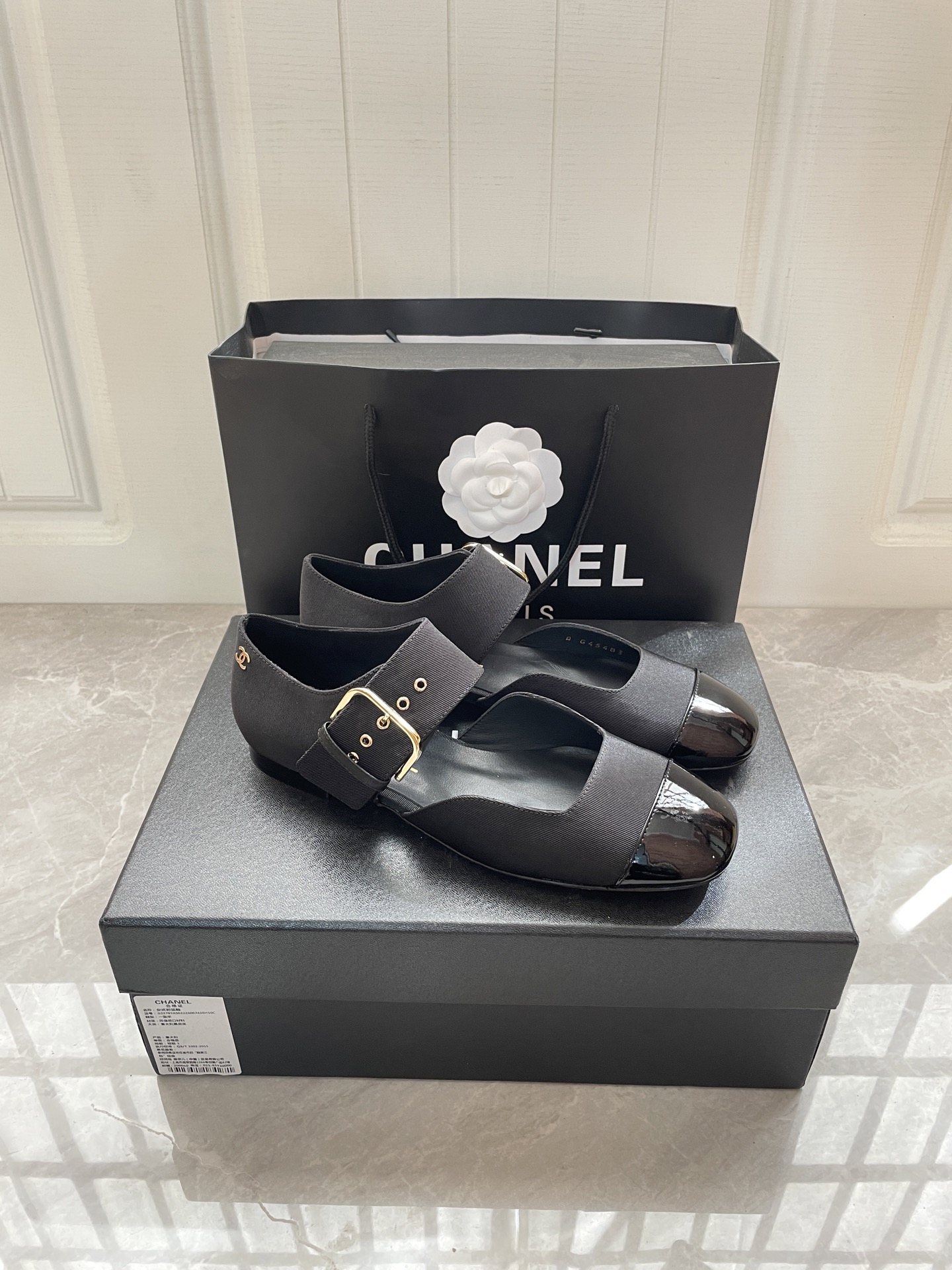 TOP CHANEL Mary Jane Shoes - 3 Color