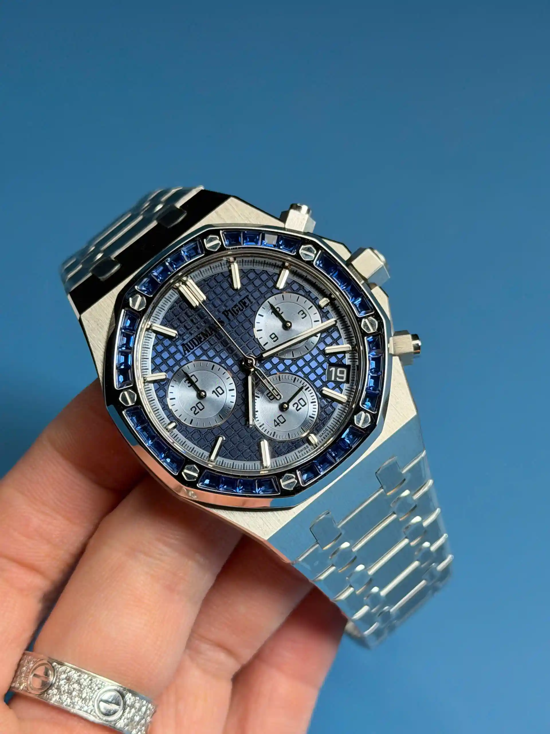 AAAWatch Audemars Piguet Royal Oak Chronograph Men’s Watch, Blue‑Toned Gem‑Set Bezel, Grande Tapisserie Blue Dial, Stainless Steel Automatic Luxury Wristwatch