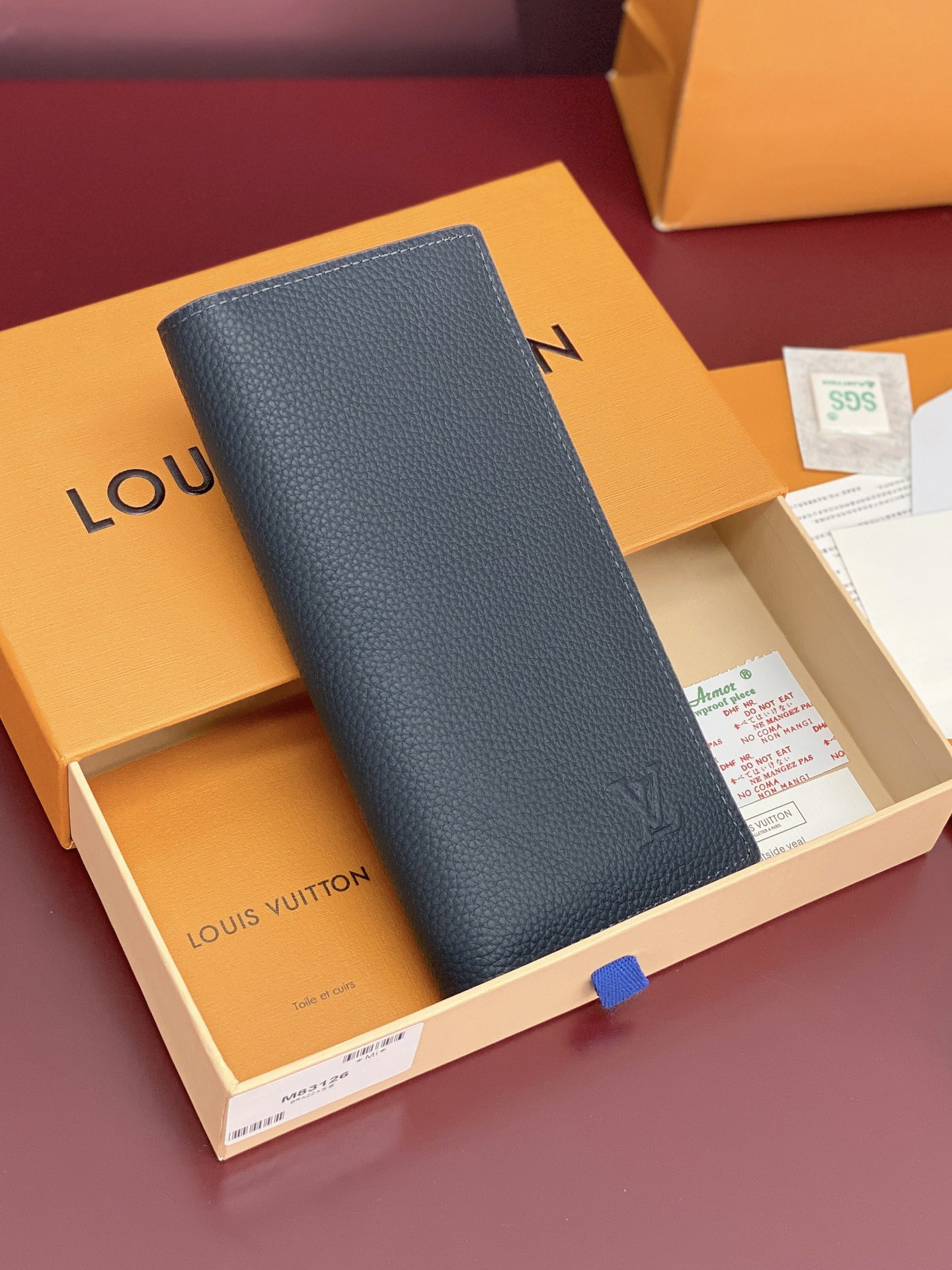 TOP Louis Vuitton LV Aerogram Brazza Wallet Cowhide 19x2x10cm - 2 Color