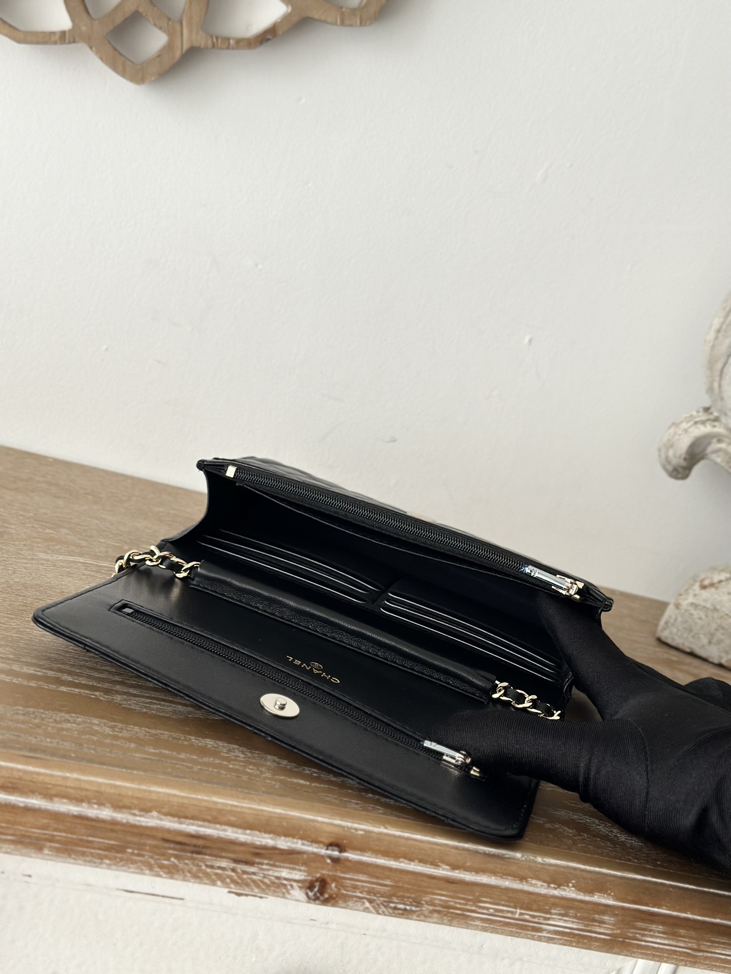 TOP CHANEL WOC Lambskin Bag 19 cm - Black