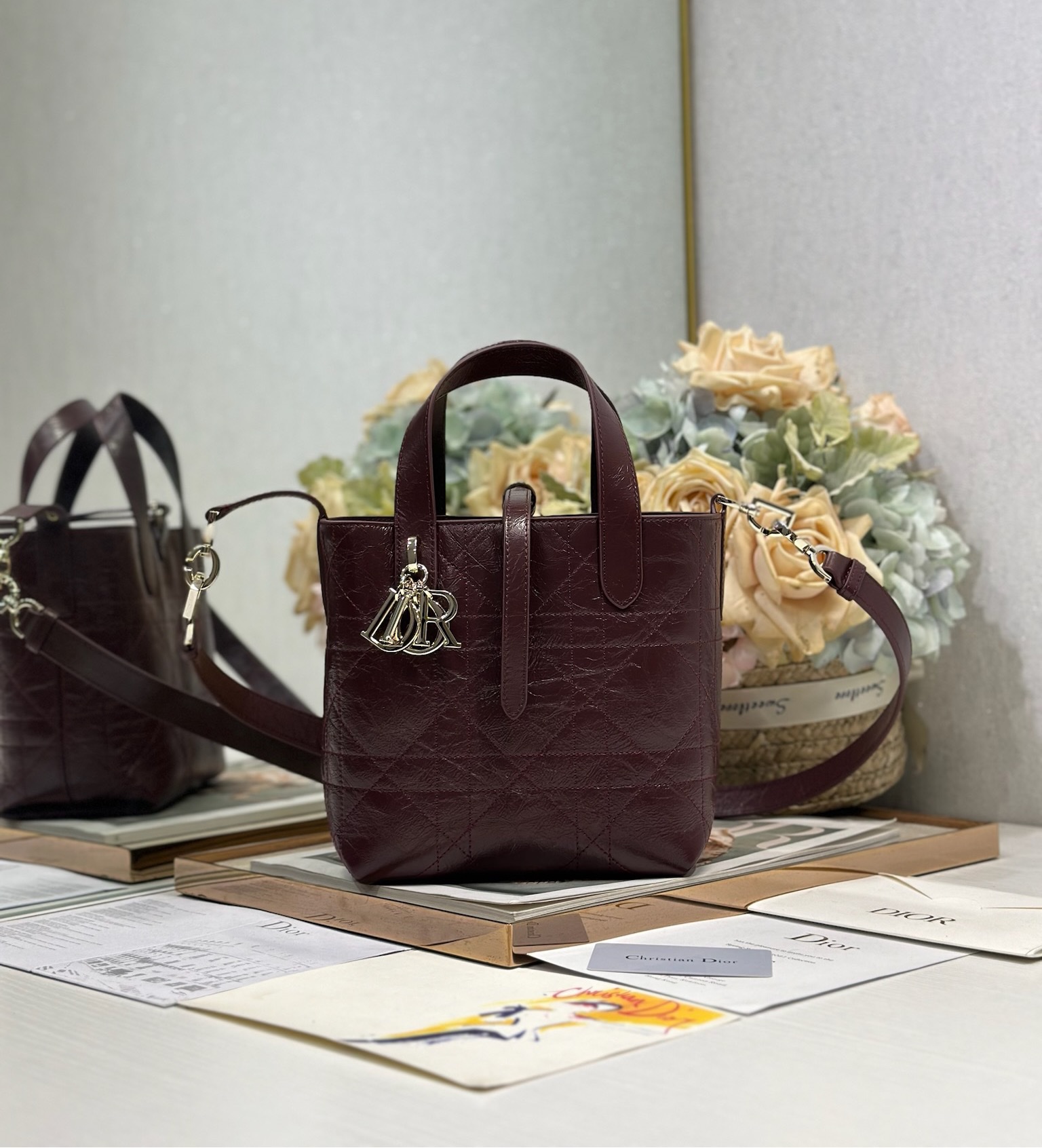 TOP Christian Dior Toujours Bag Wrinkled Leather 18.5x18.5x12cm/23x24x16cm - 2 Color