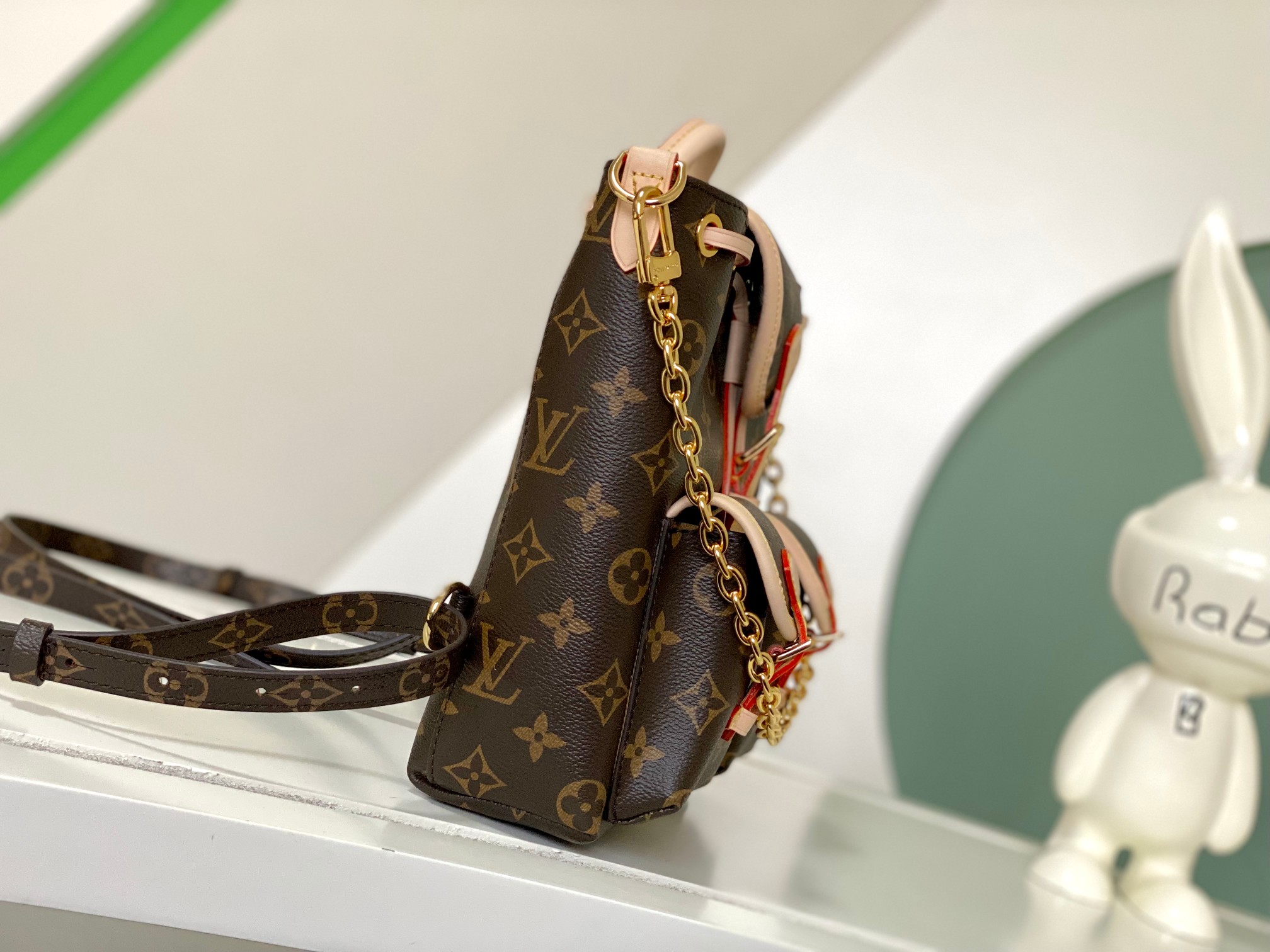TOP Louis Vuitton LV  Backpack Made Of Monogram Canvas Material - 21×23×10CM-Brown
