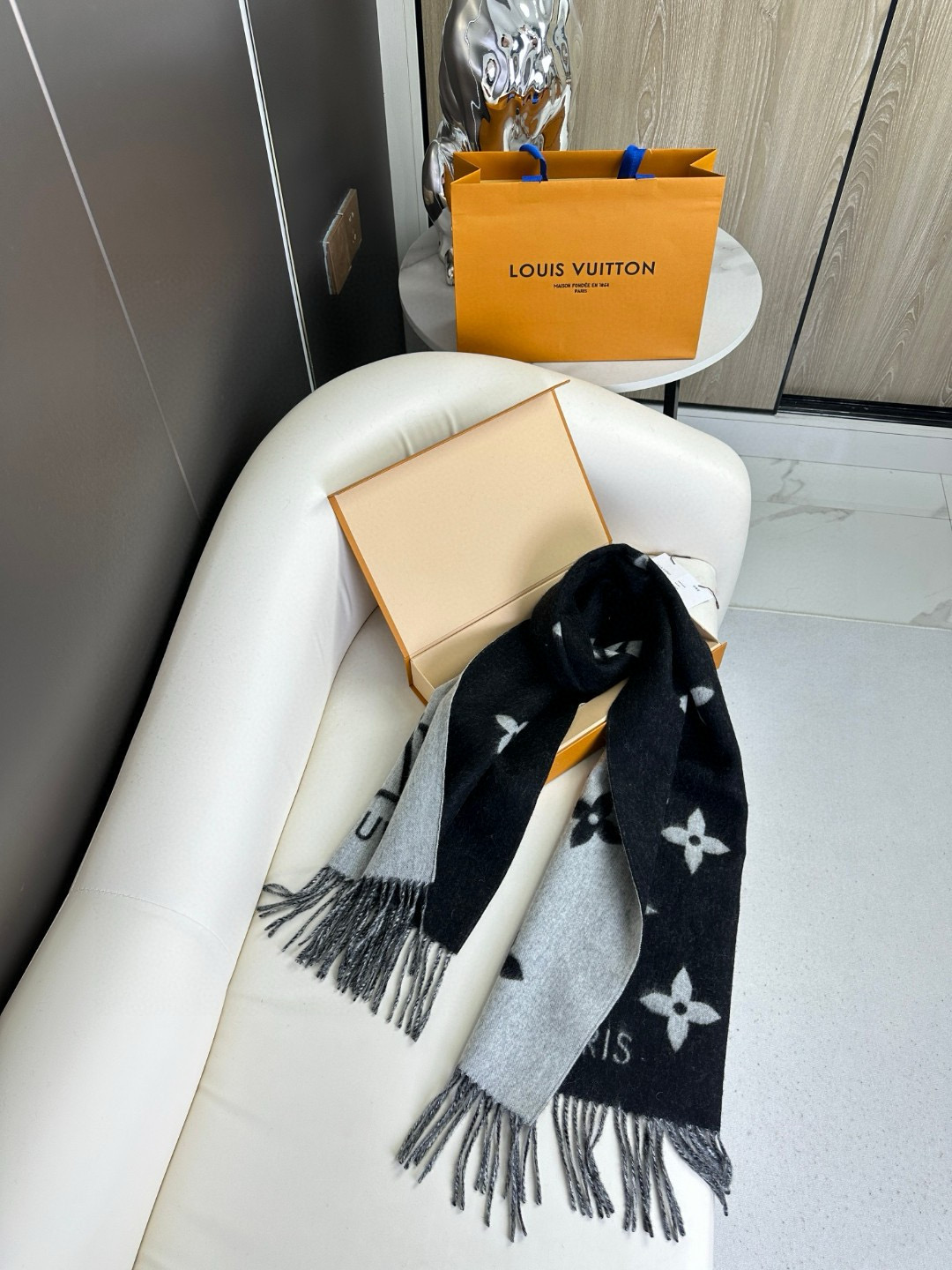 TOP Louis Vuitton LV 𝑹𝒆𝒚𝒌𝒋𝒂𝒗𝒊𝒌 Monogram Scarf 192x45cm - 12 Color