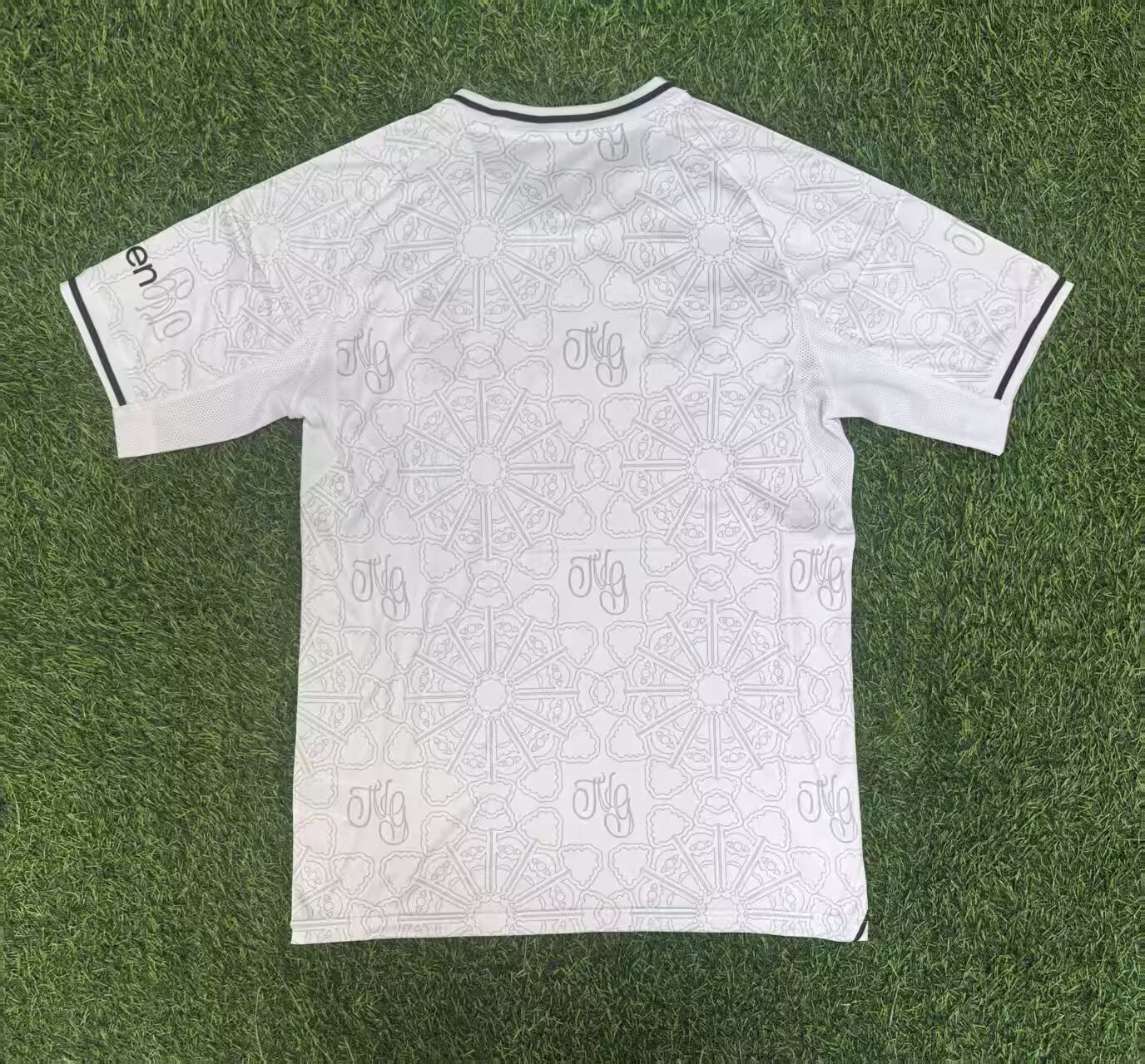 2025/2026 Nottingham Forest Away Football Shirt 1:1 Thai Quality