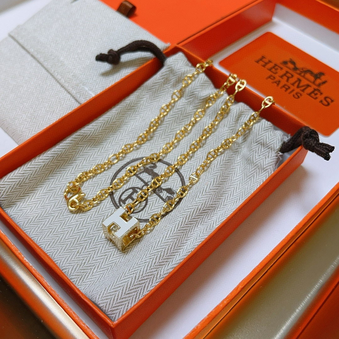 TOP HERMES H  Necklace - Gold