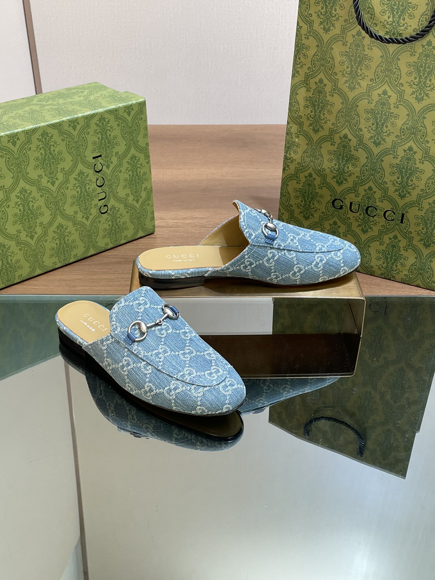 TOP GUCCI Princetown Closed Toe Slippers - 4 Color