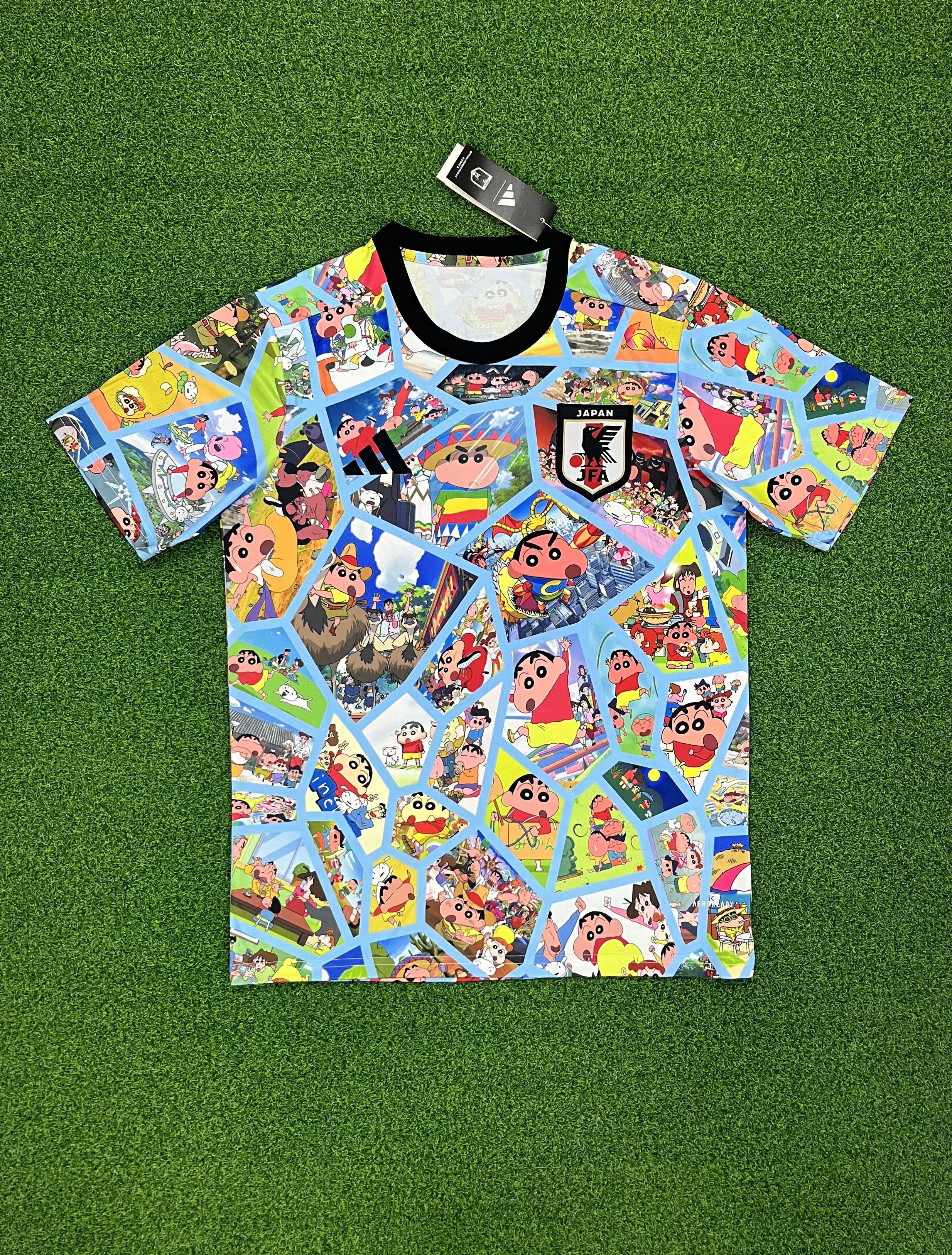 2425 Japanese Crayon Shin-chan  jersey...Player embroidery version