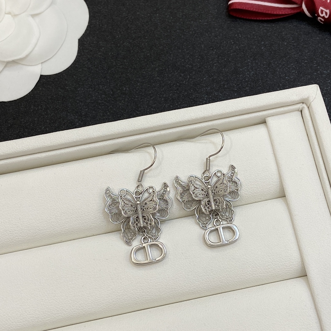 TOP Christian Dior Butterfly Earrings - 2 Color