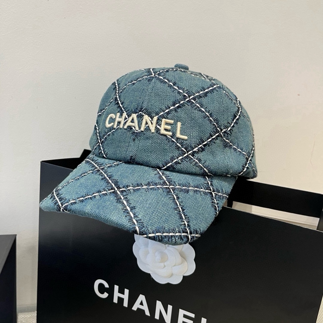 TOP CHANEL Baseball Cap - Blue