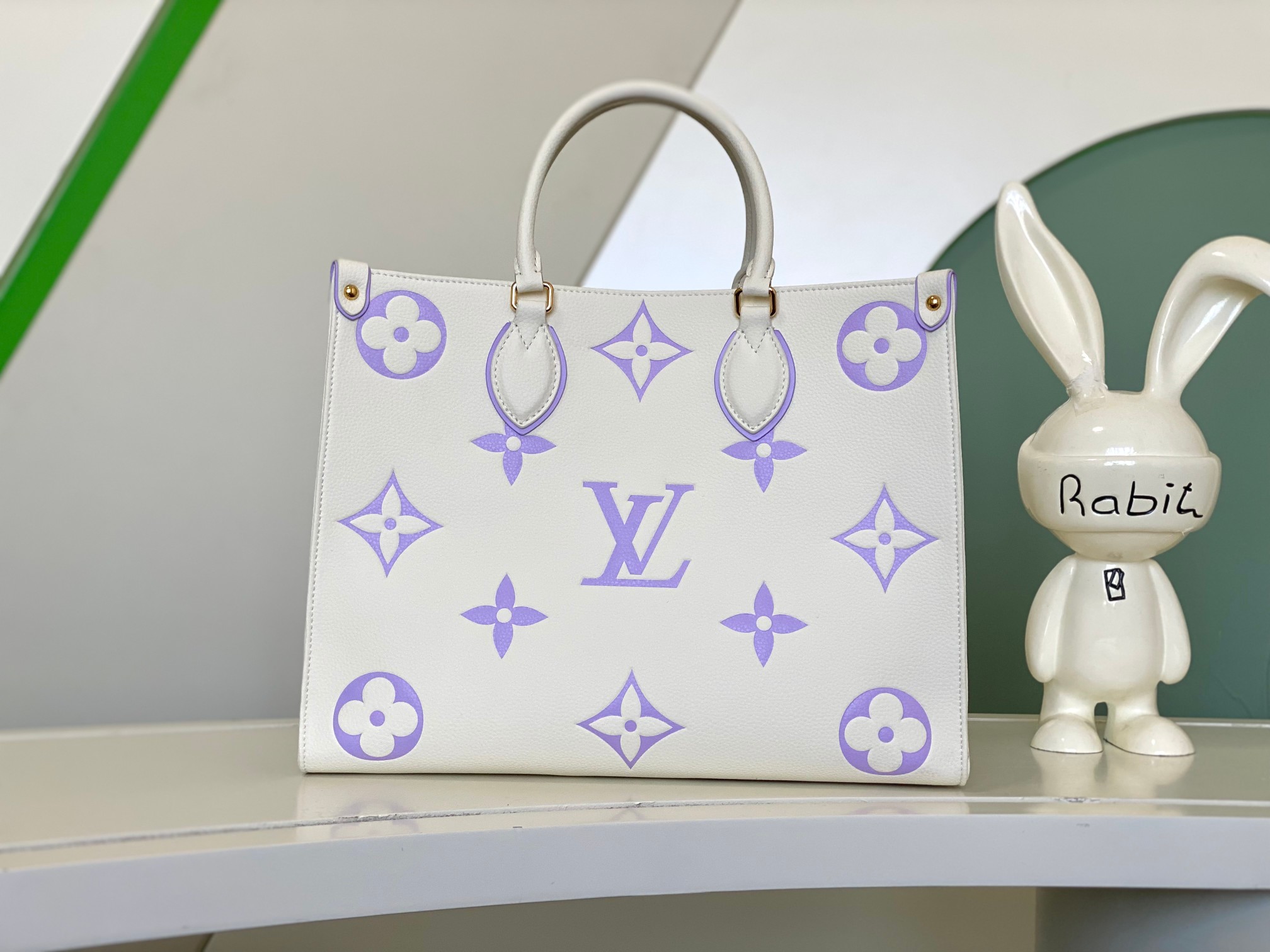 TOP Louis Vuitton LV On The Go Small Handbag Made Of Monogram Imprente Leather - 2 Colors - 25x19x11.5CM
