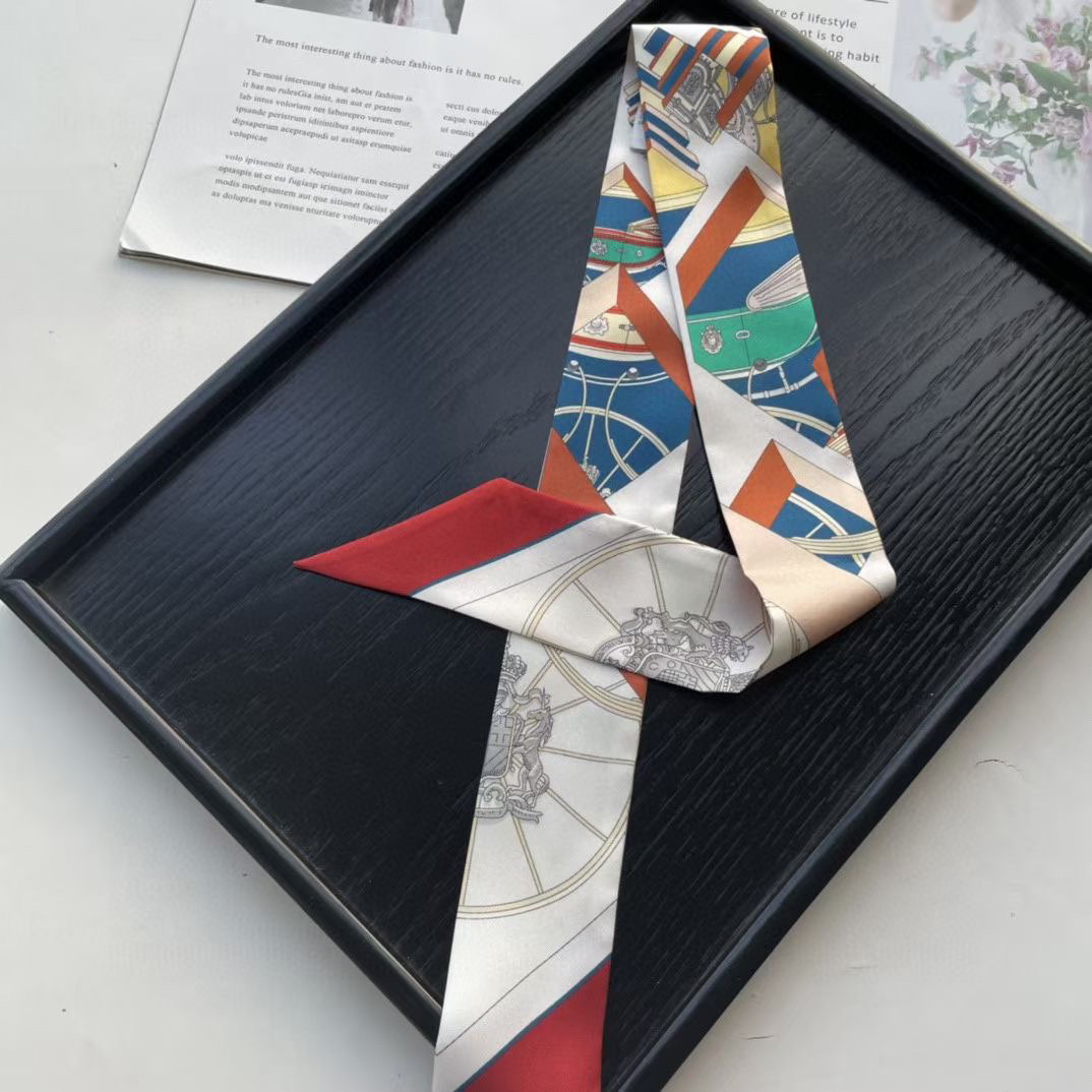 TOP HERMES Twilly Springs Springs Twilly 86 x 5 cm - Four Colours