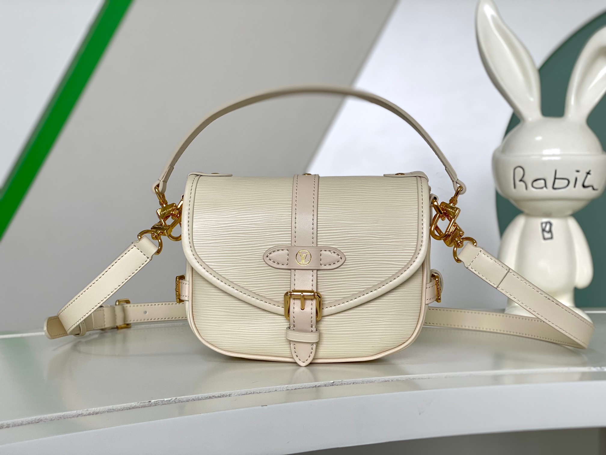 TOP Louis Vuitton LV Saumur BB  Diane Bag - 4 Colors - 20x16x7.5cm