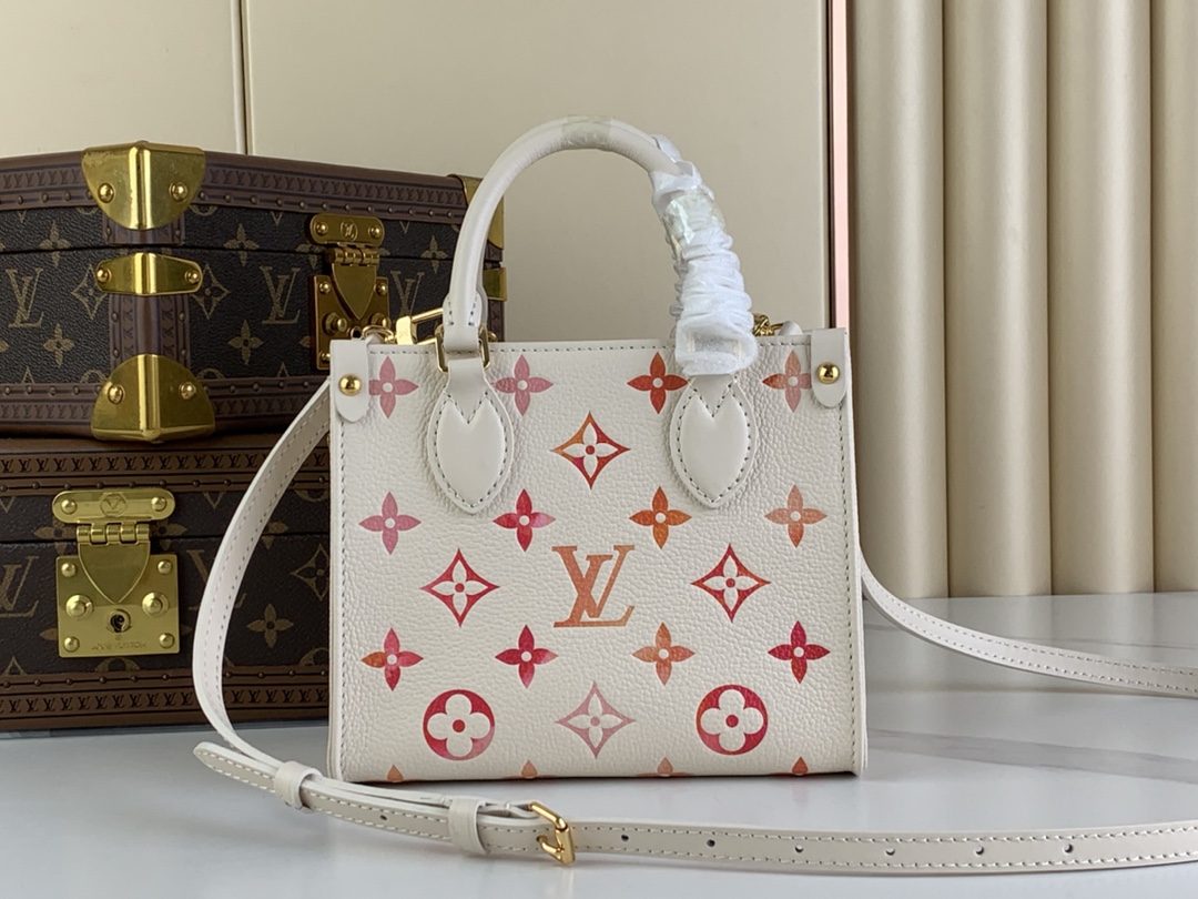TOP Louis Vuitton LV  On The Go BB Bag 18 x 15 x8.5cm - White