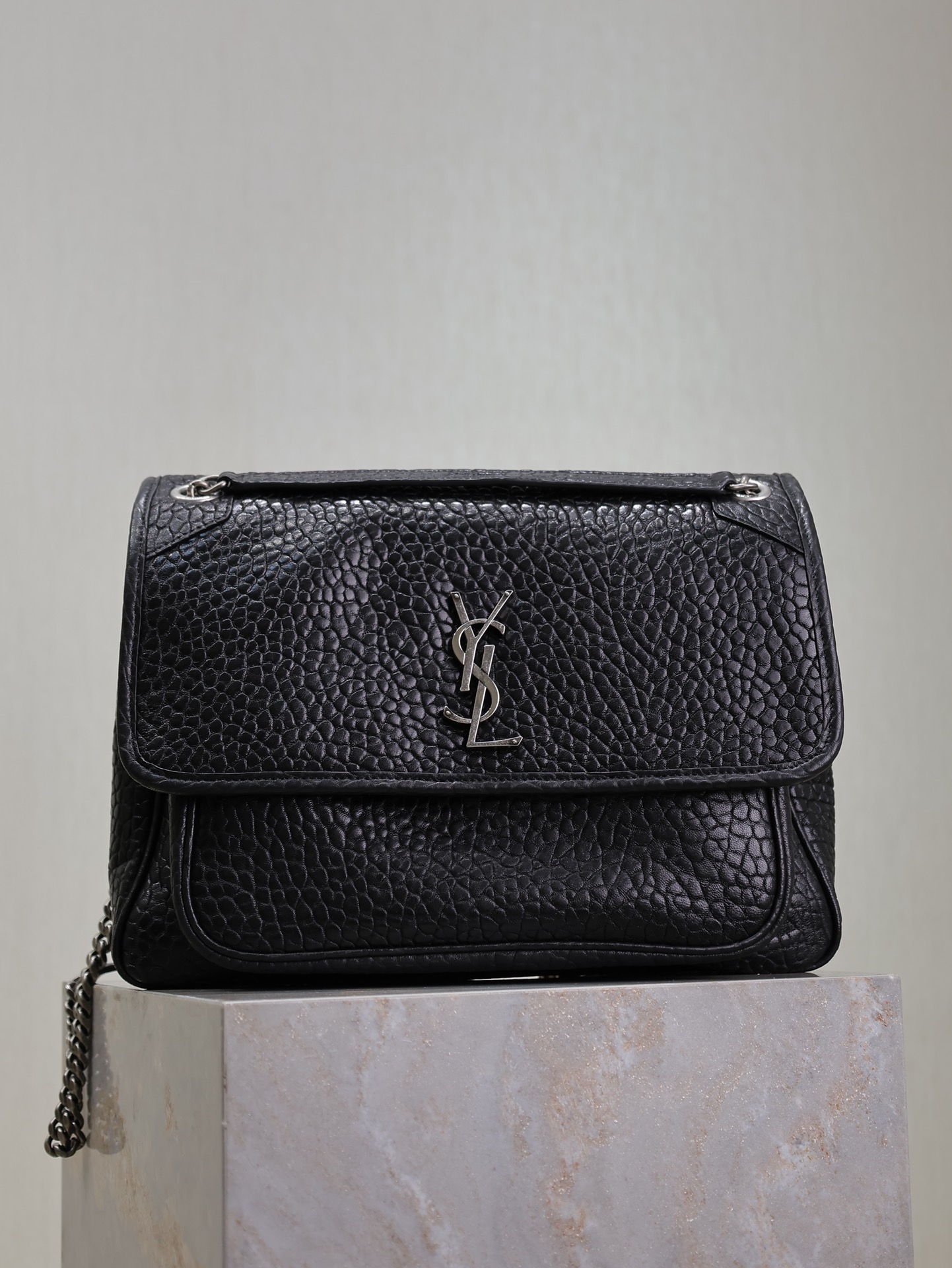 TOP Yves Saint Laurent YSL Niki Bag 32×23×9cm - 2 Colors