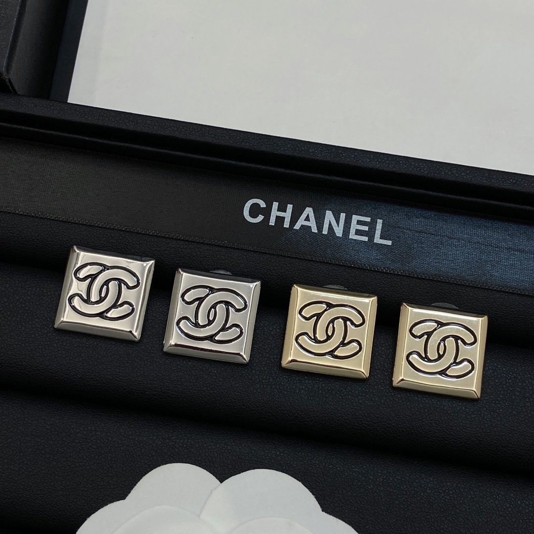 TOP CHANEL Square Earrings-2 Colors