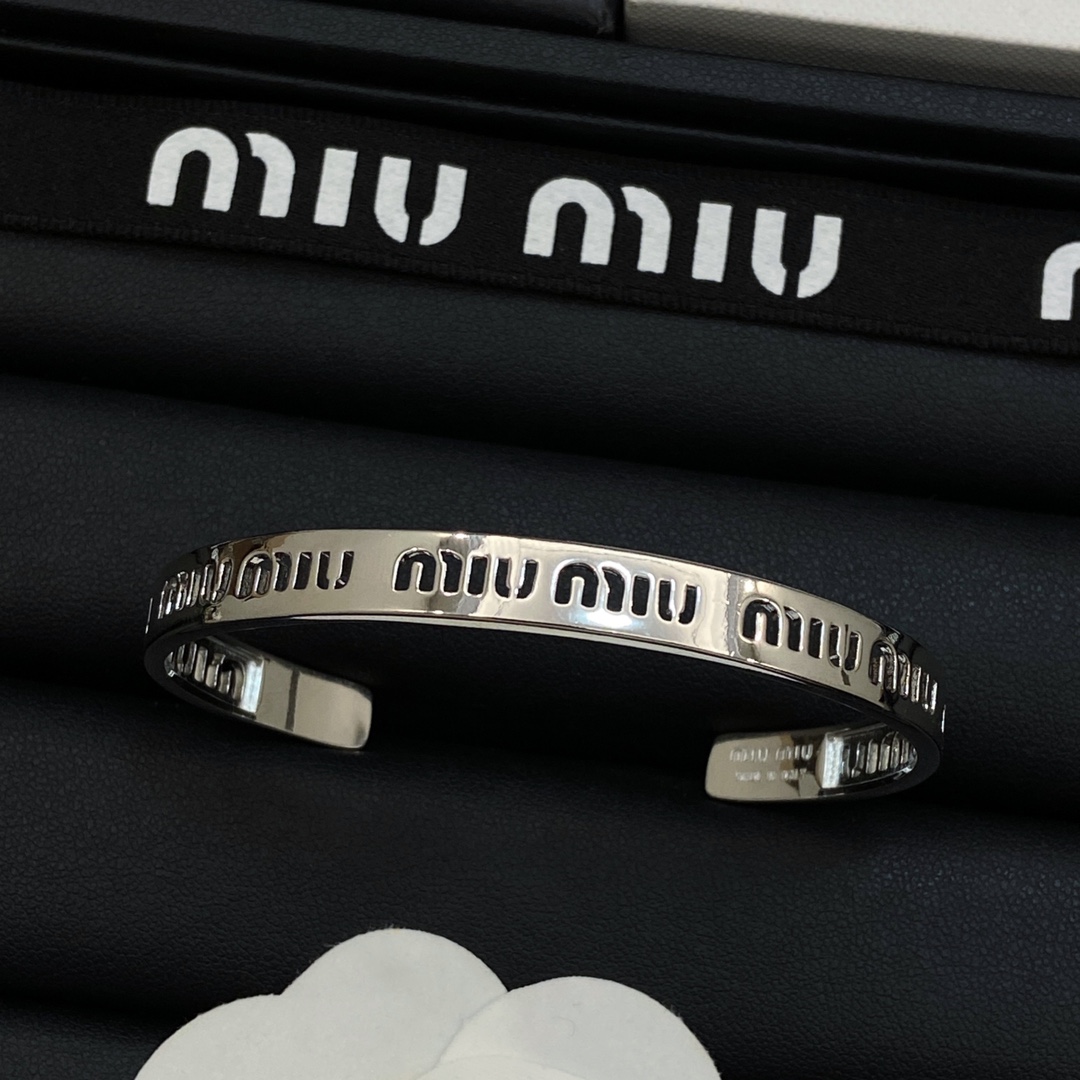 TOP Miu Miu Bracelets - 2 Colors