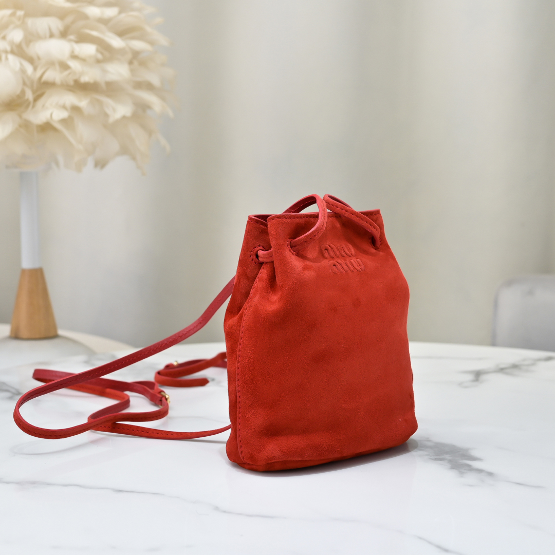 TOP Miu Miu Bucket Bag Lambskin 17x14x6cm - 4 Color