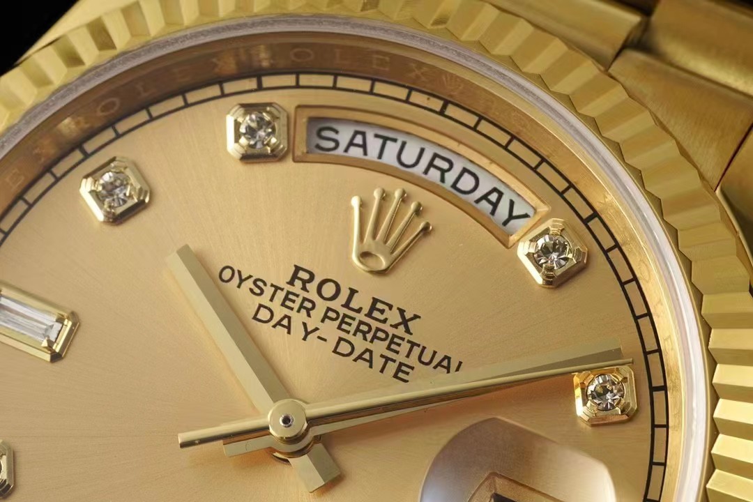 TOP ROLEX Rolex Watch 36mm - Gold