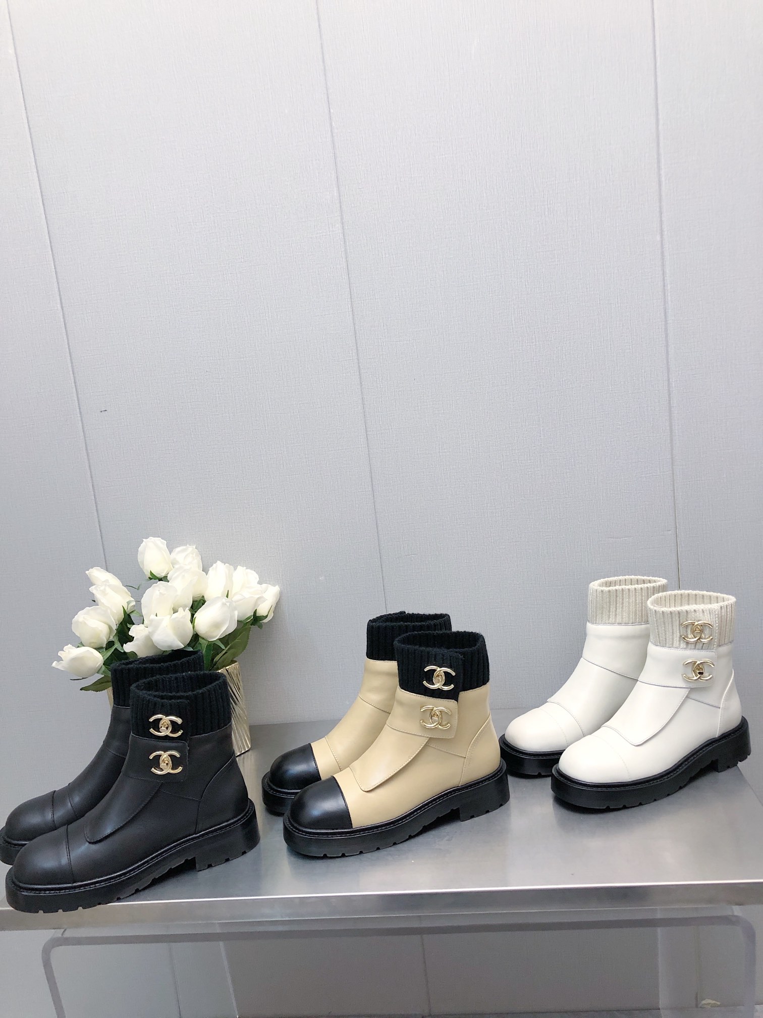 TOP CHANEL CC Boots - 3 Color
