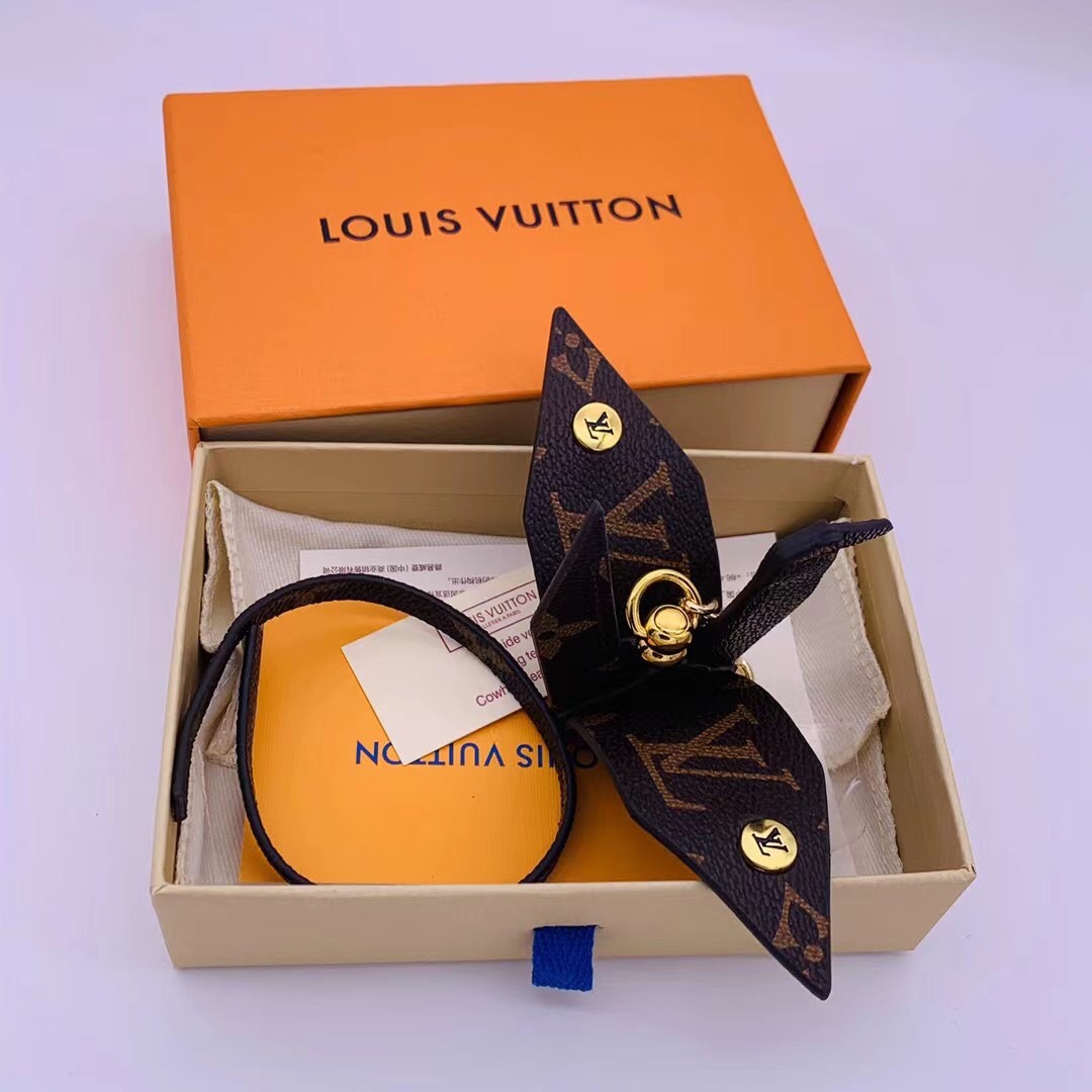TOP Louis Vuitton LV Thousand Paper Cranes Key Chain-Brown
