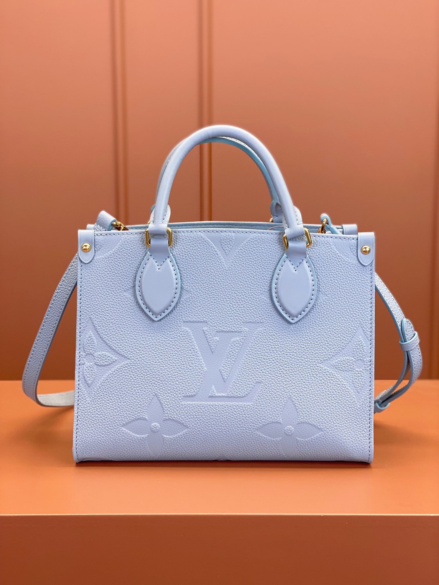 TOP Louis Vuitton LV On The Go Bag 25x19x11.5cm - Blue