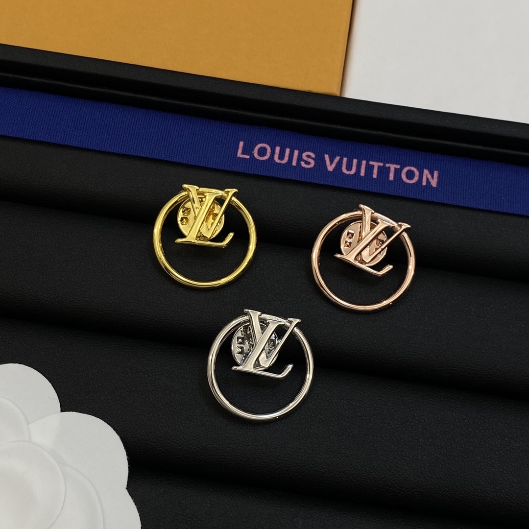 TOP Louis Vuitton LV Brooch - 3 Color