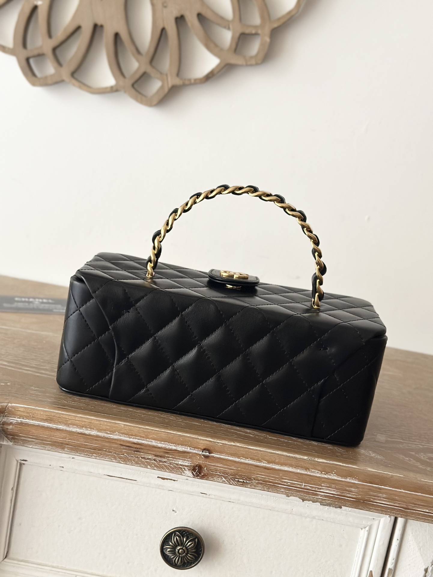 TOP CHANEL Vanity Case Lambskin 8.5x11x9.5cm/8.5x22x10cm - Black