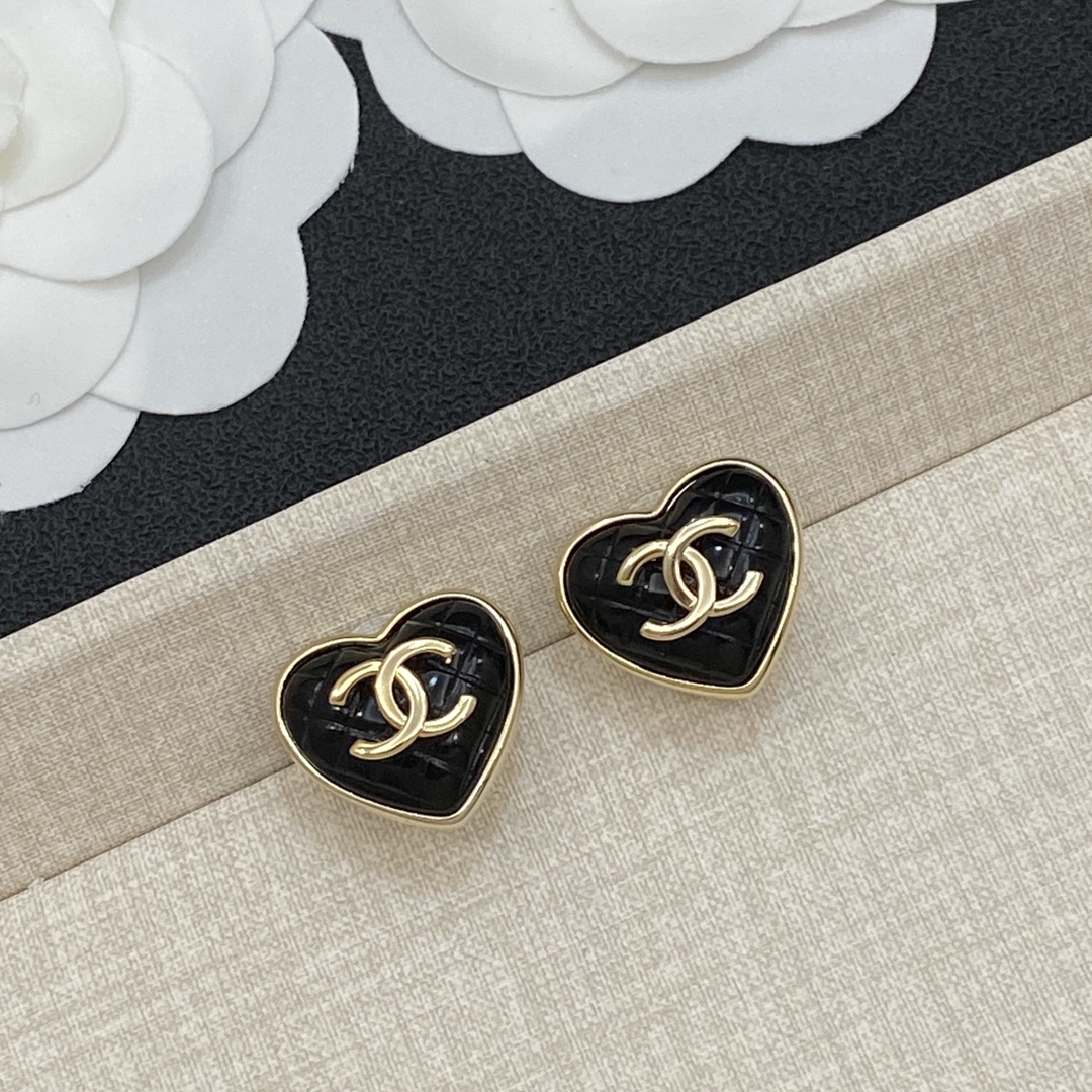 TOP CHANEL Earrings - 2 Color