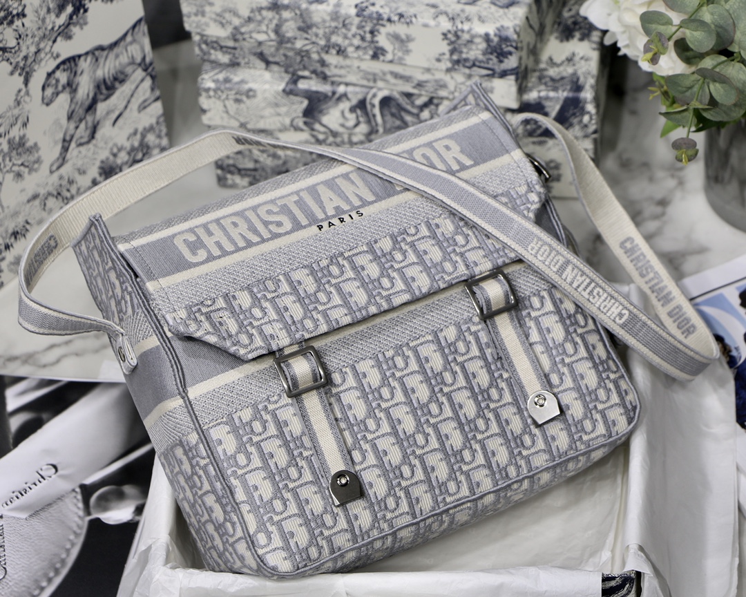 TOP Christian Dior Messenger Bag 27x28x11CM - Gray