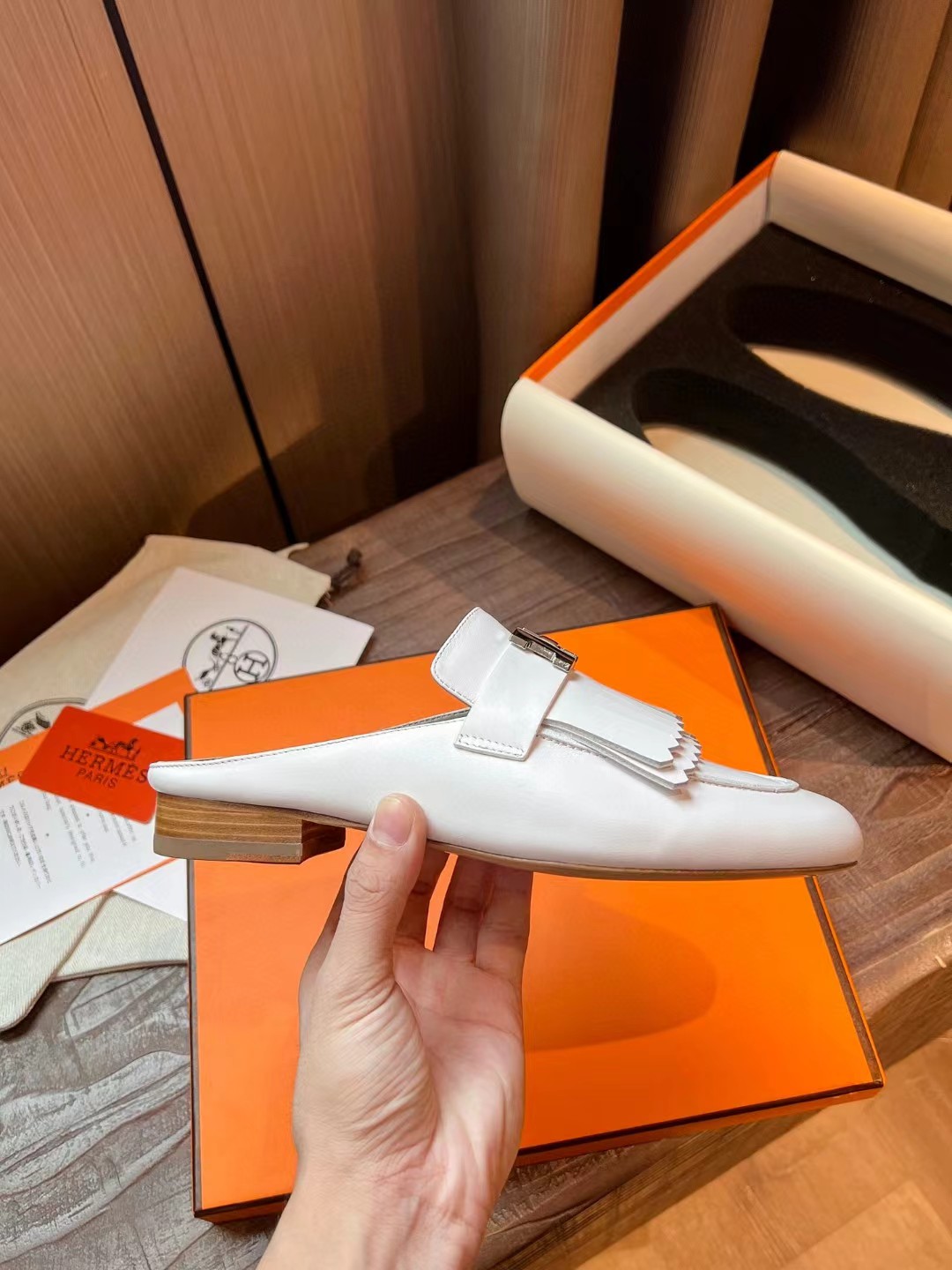 TOP HERMES Nappa Leather Mules - White