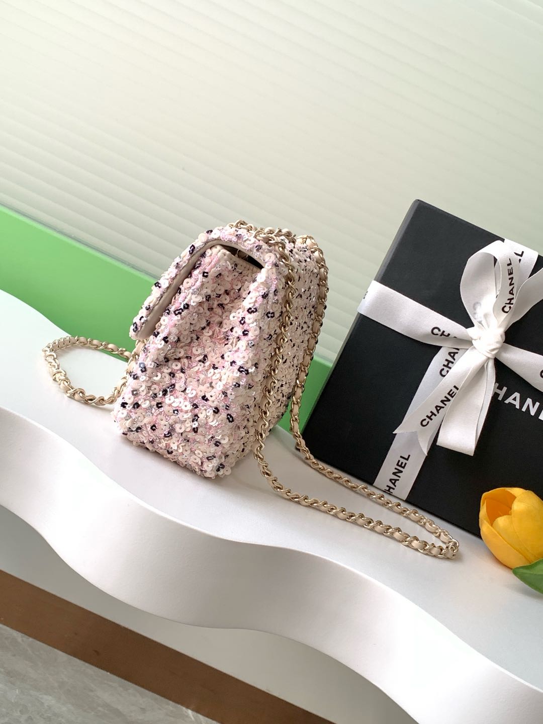 TOP CHANEL Sequin Flap Bag 20cm - Pink/Beige