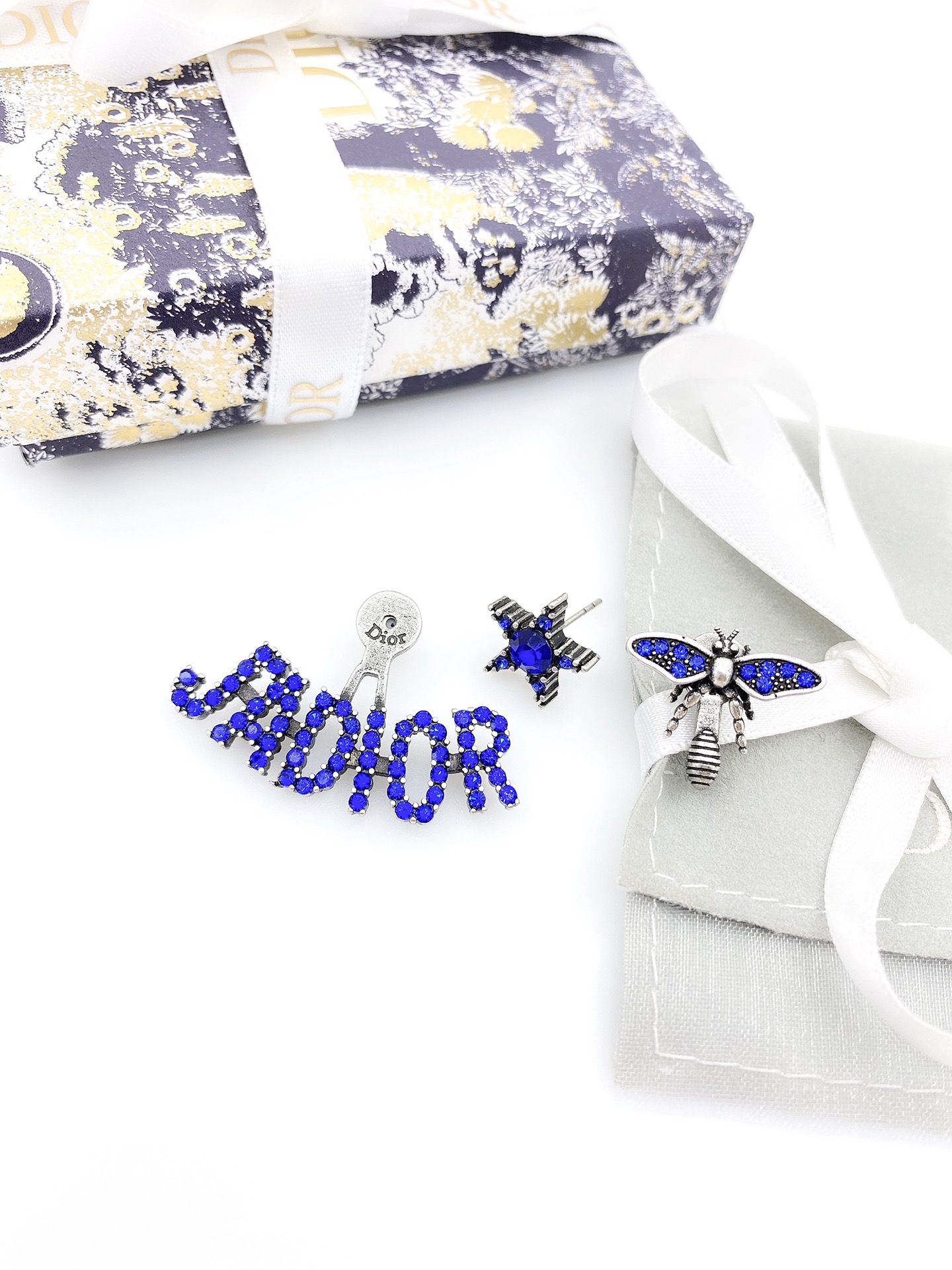 TOP Christian Dior Asymmetric Bee Earrings - Blue