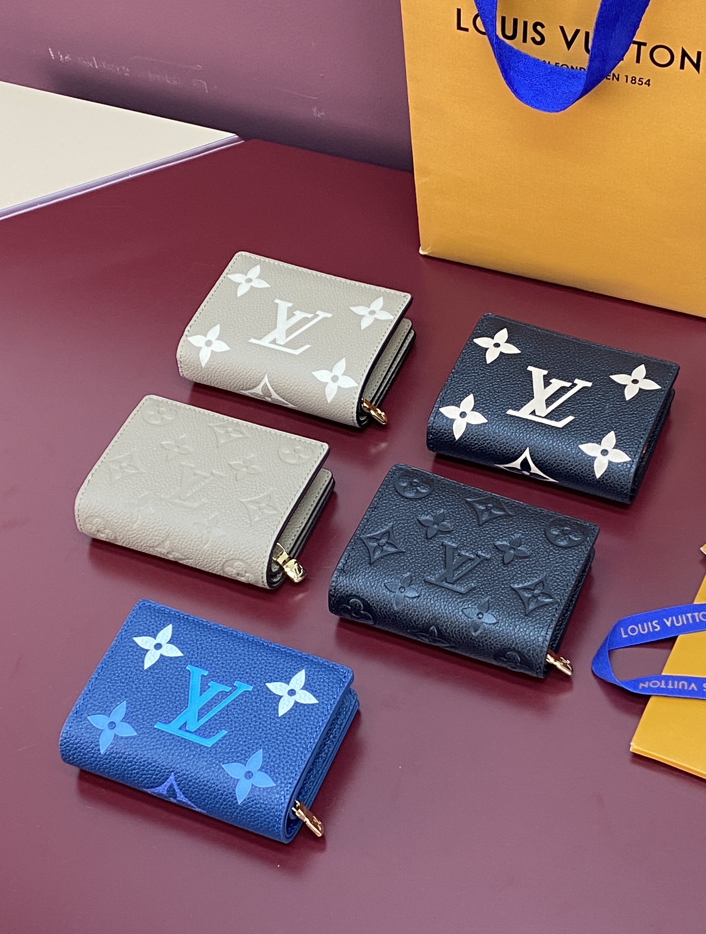 TOP Louis Vuitton LV Cléa Wallet Monogram Empreinte Calfskin 11x8.5x3.5cm - 5 Color