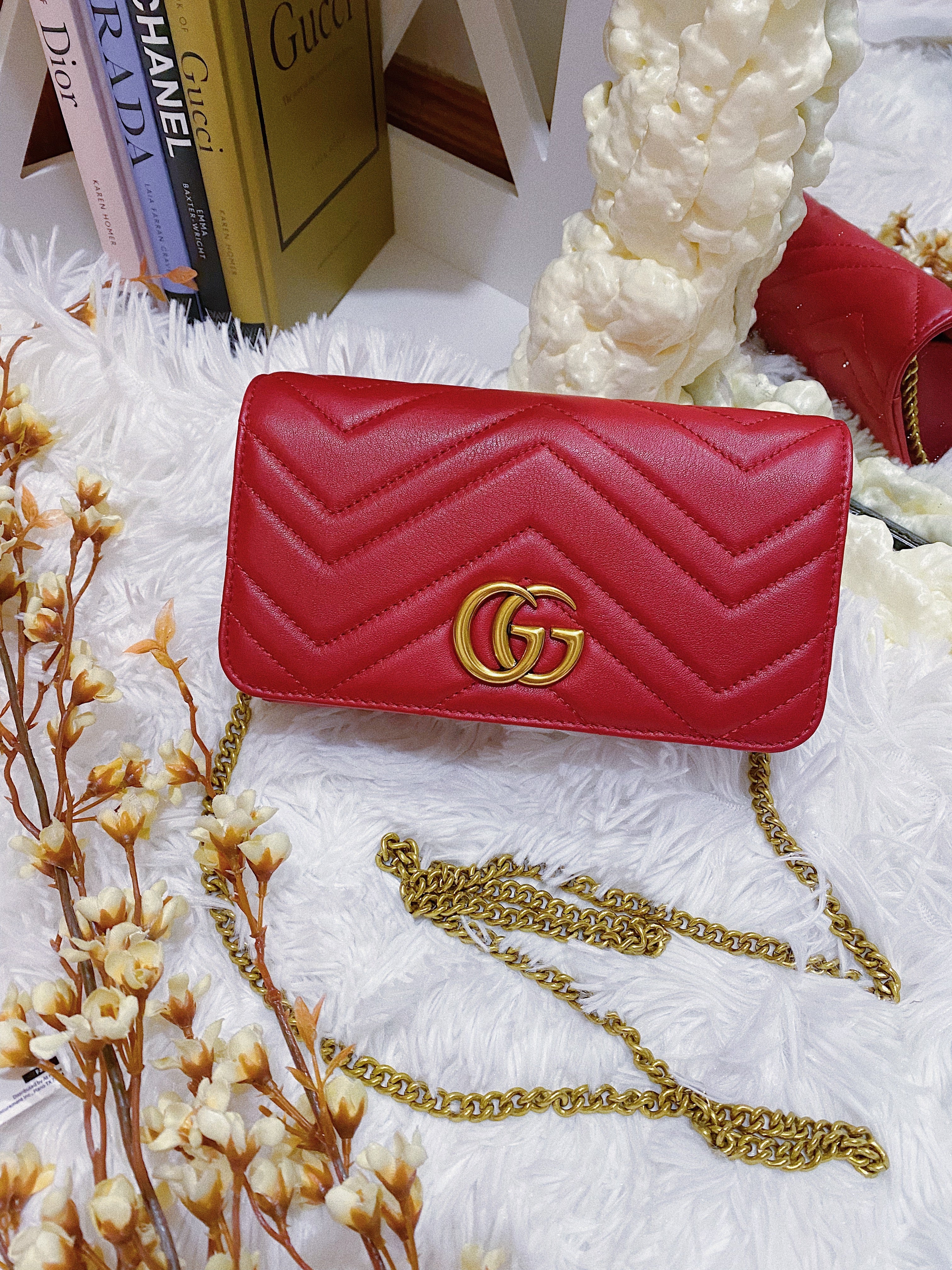 TOP GUCCI Marmont Shoulder Clutch- Red