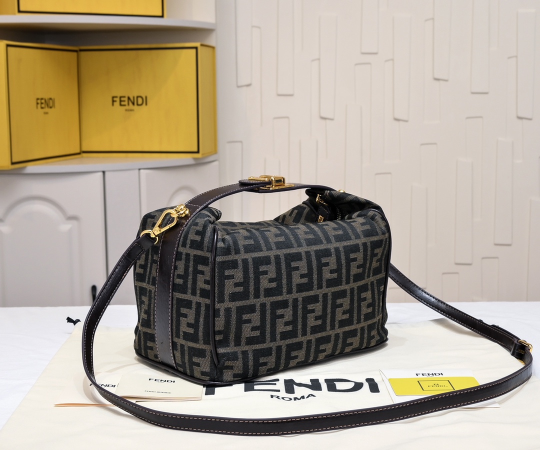 TOP FENDI Vintage Bag 25X15X17cm - Brown
