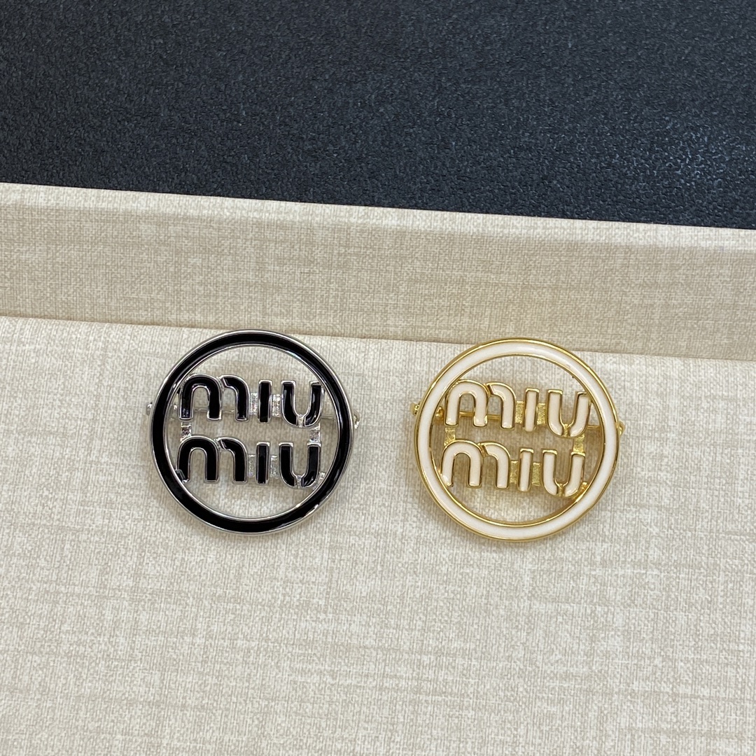 TOP Miu Miu Earrings - 2 Colors