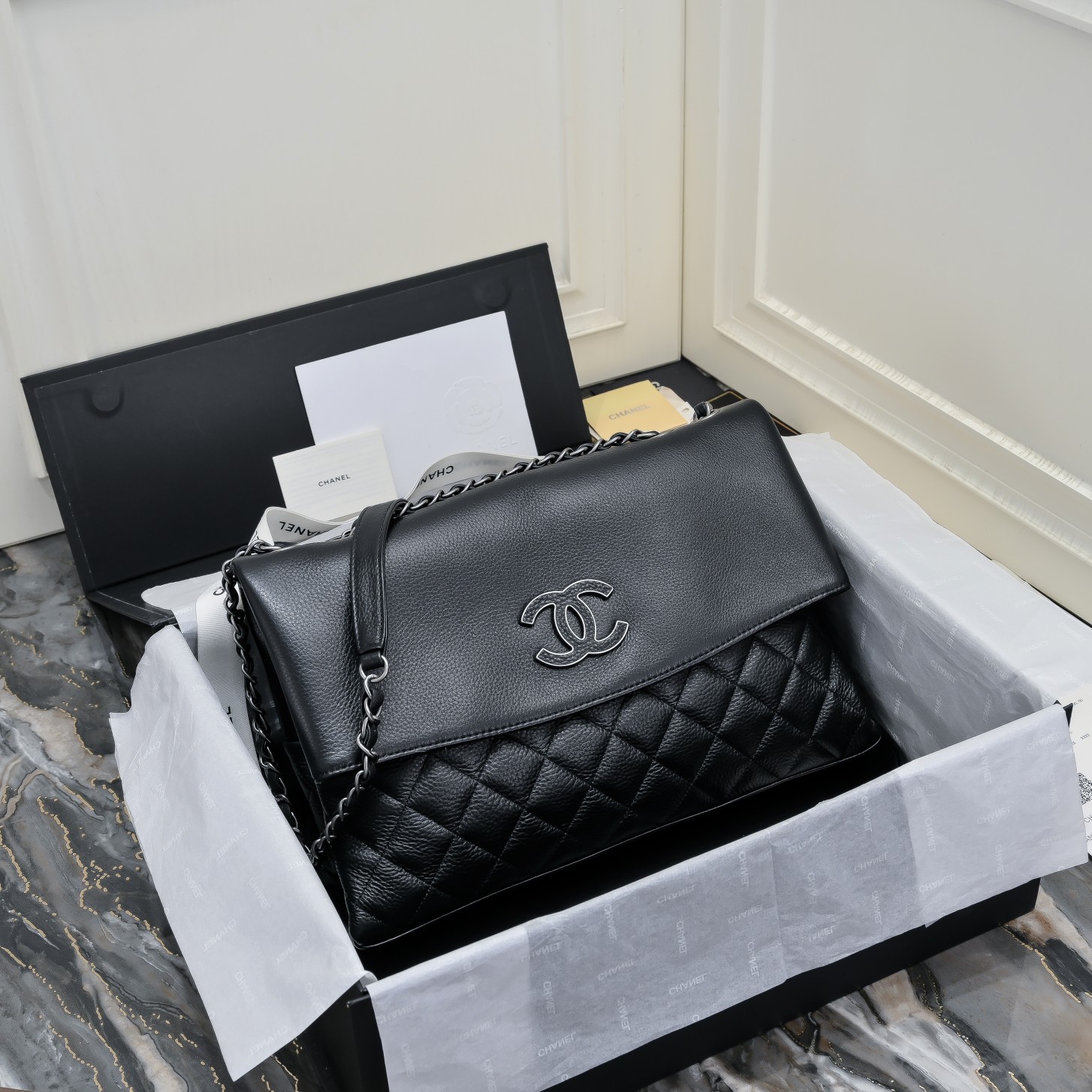 TOP CHANEL Calfskin Chain Pack 32*7.5*19cm - 3 Colors