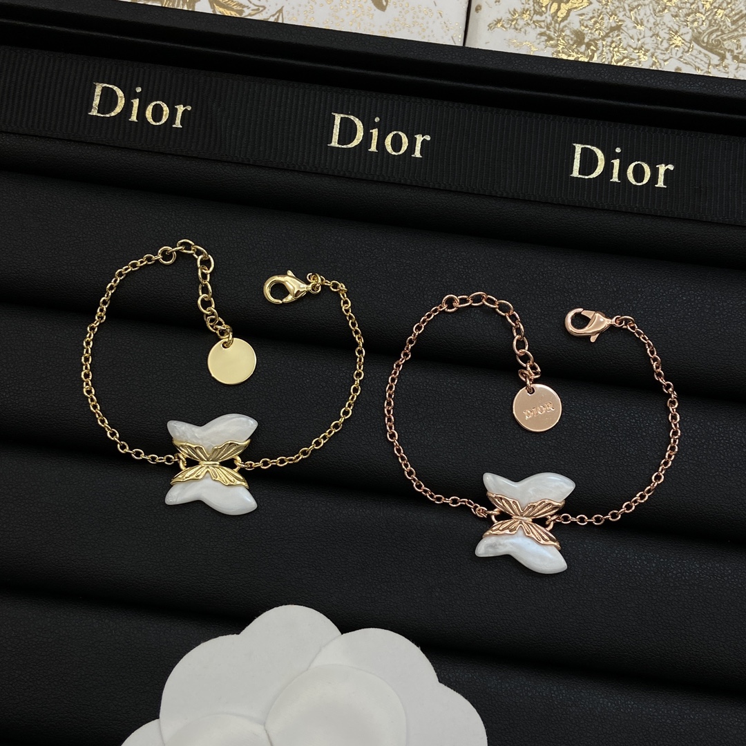 TOP Christian Dior Bracelet - 2 Colors