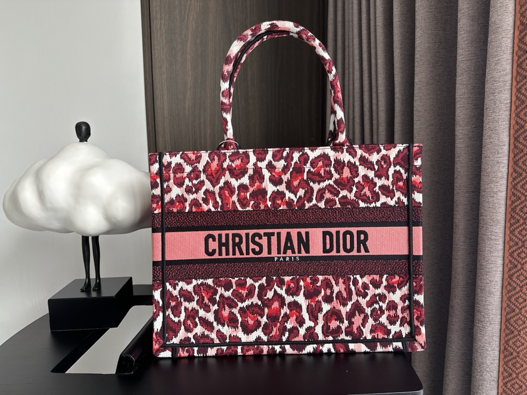 TOP Christian Dior Book Tote Bag With Floral Embroidery Pattern - Small/Medium/Large